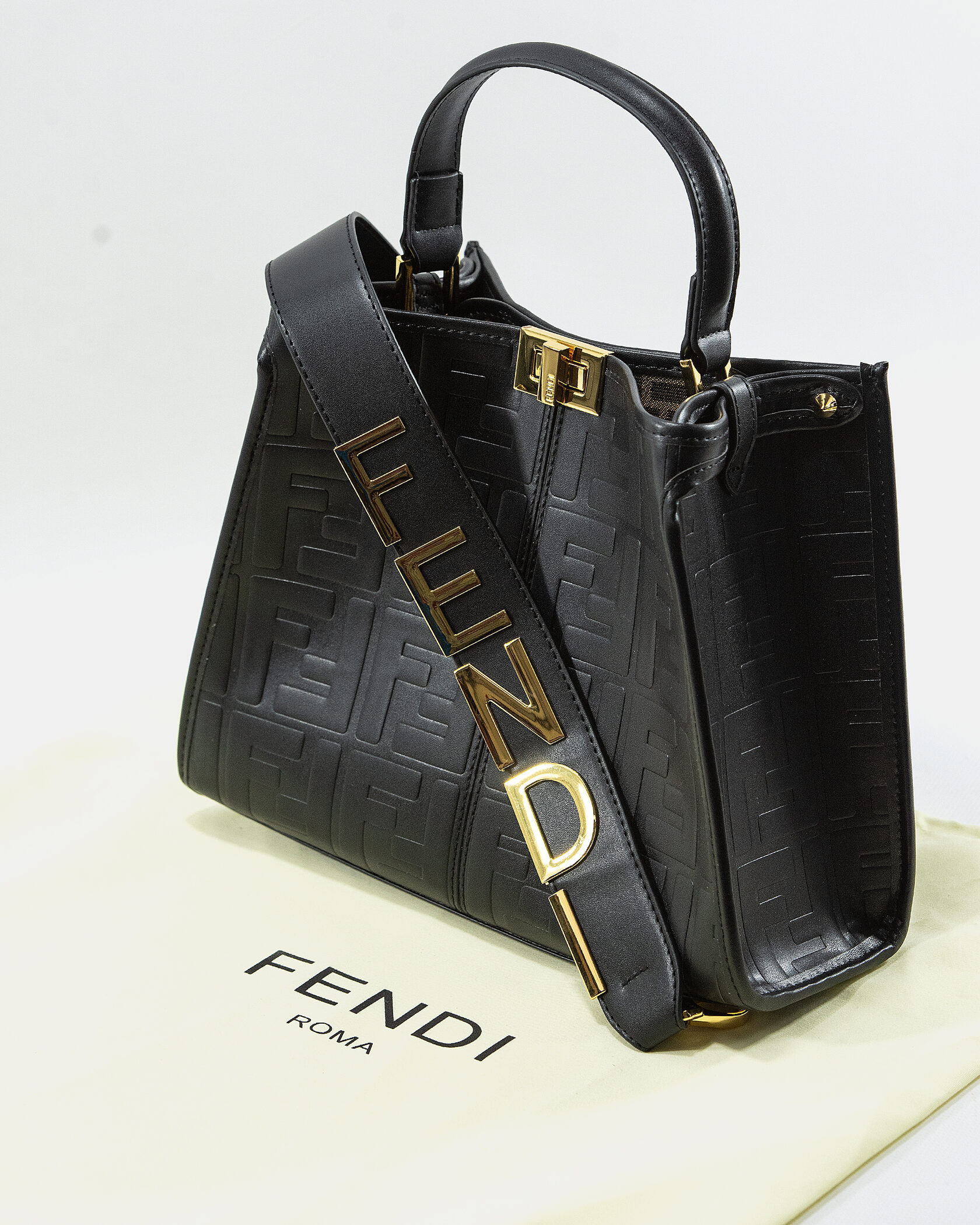 Fendi Black Leather Large Iconic Essentially Peekaboo Top Handl - 2