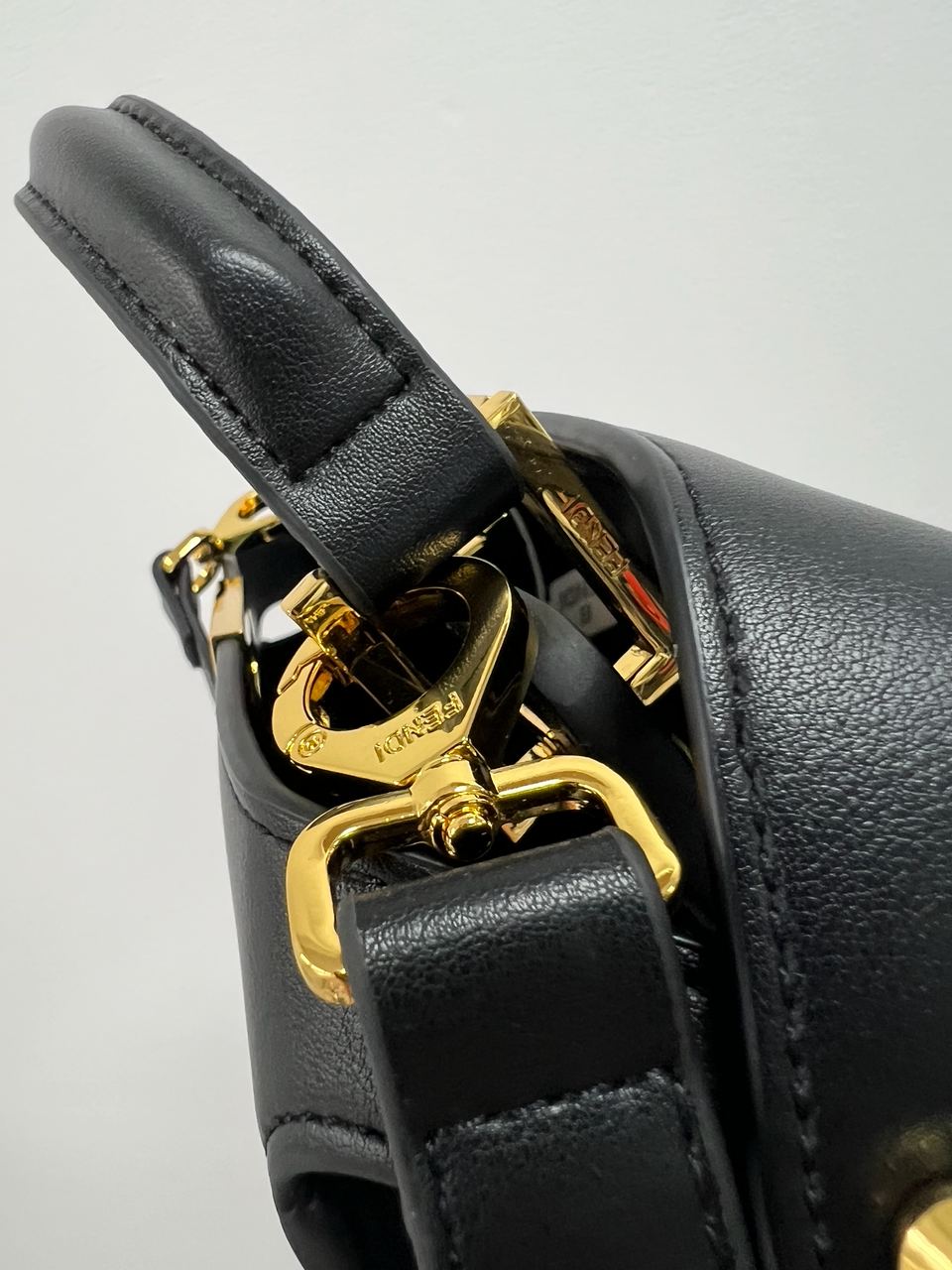 Fendi Black Leather Large Iconic Essentially Peekaboo Top Handle Bag - 7