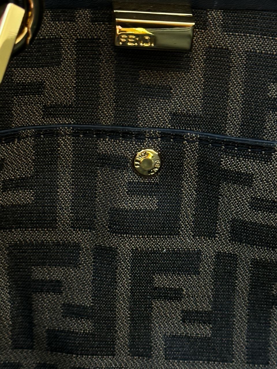 Fendi Black Leather Large Iconic Essentially Peekaboo Top Handle - 7