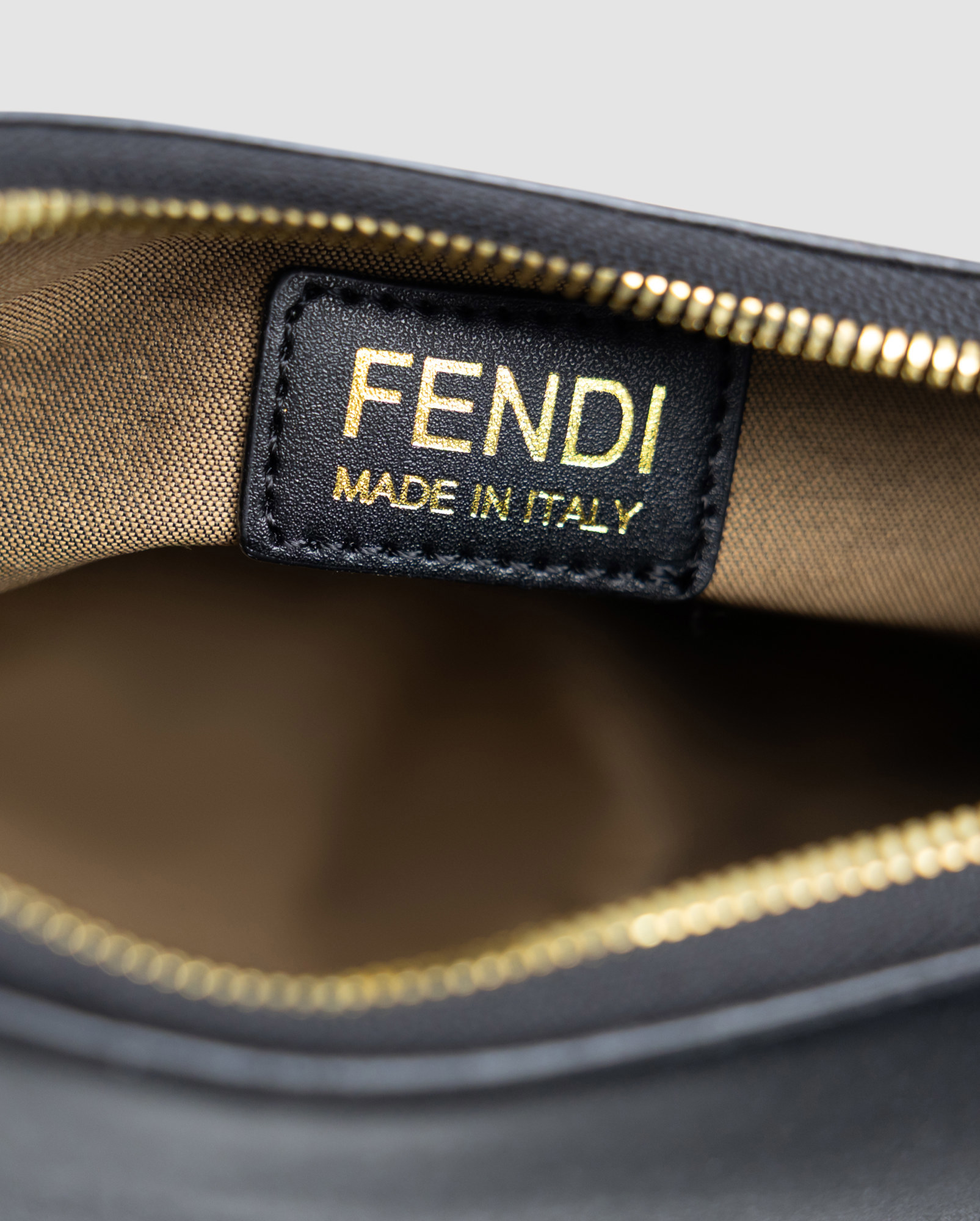 Fendi Fendigraphy Small Leather Black - 7