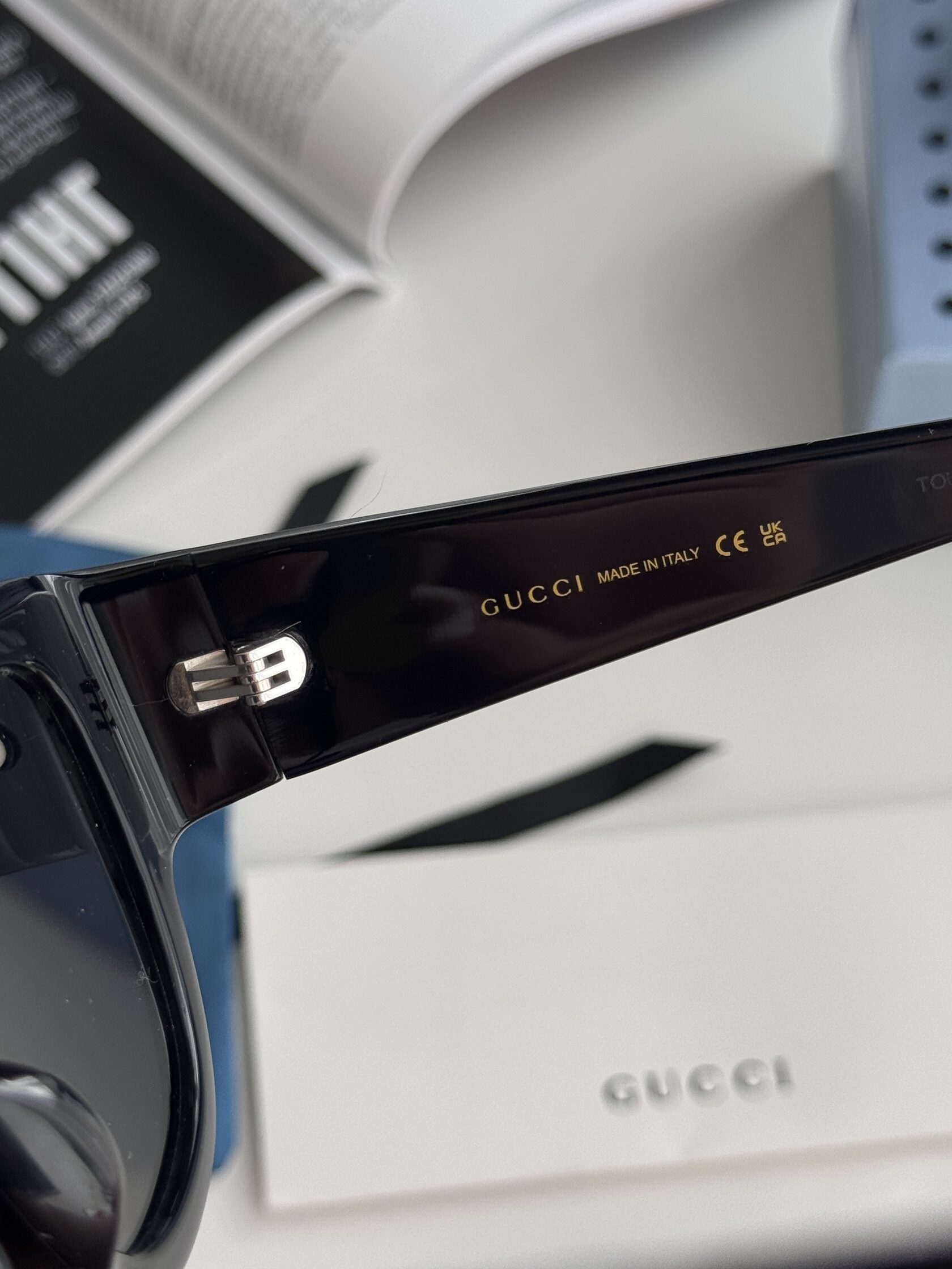 Gucci Black/Gold GG1599SA 001 - 12