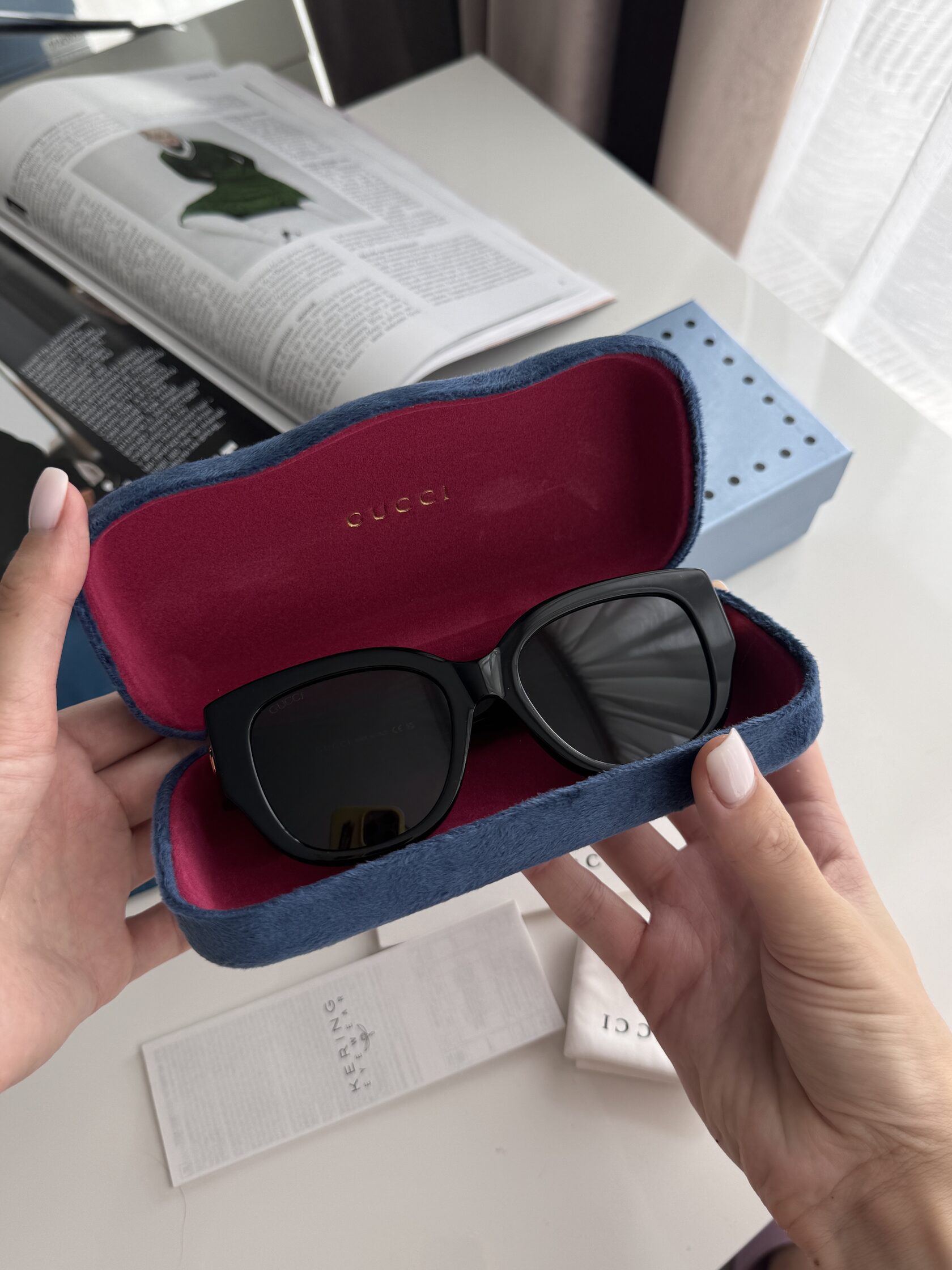 Gucci Black/Gold GG1599SA 001 - 2