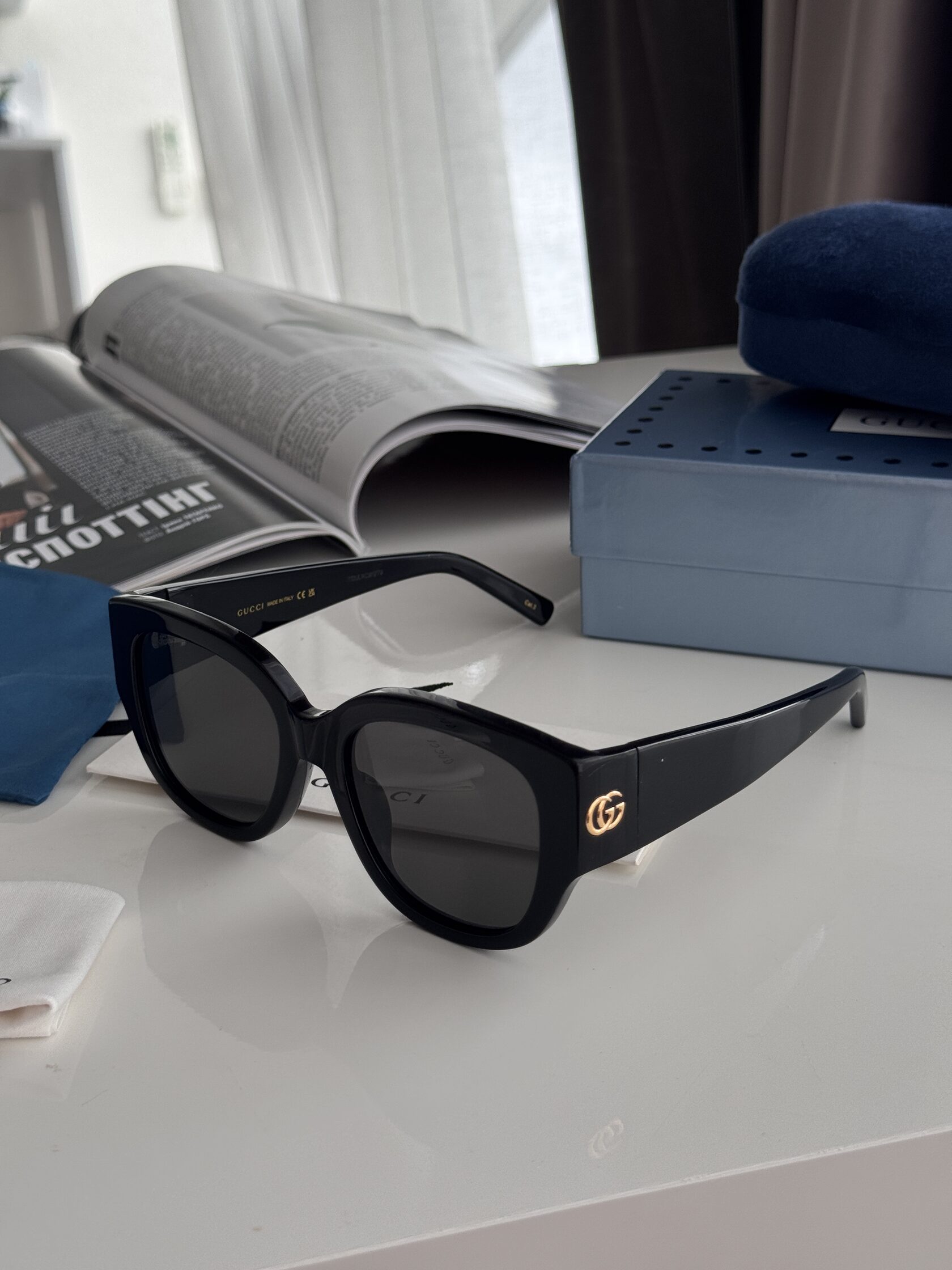 Gucci Black/Gold GG1599SA 001 - 5