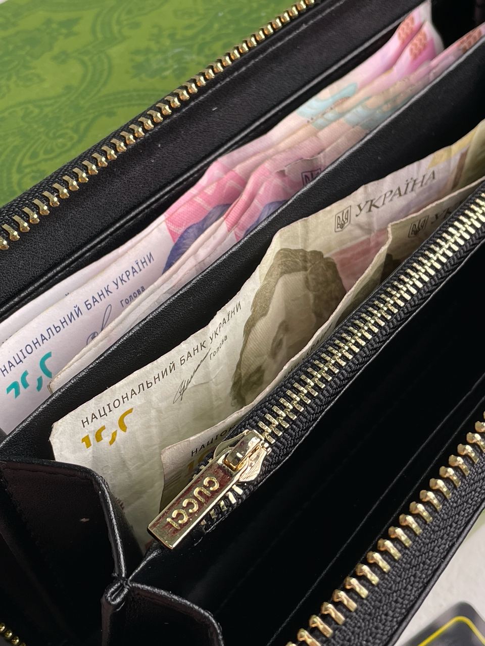 Gucci Black Guccissima Zip-Around Wallet - 13