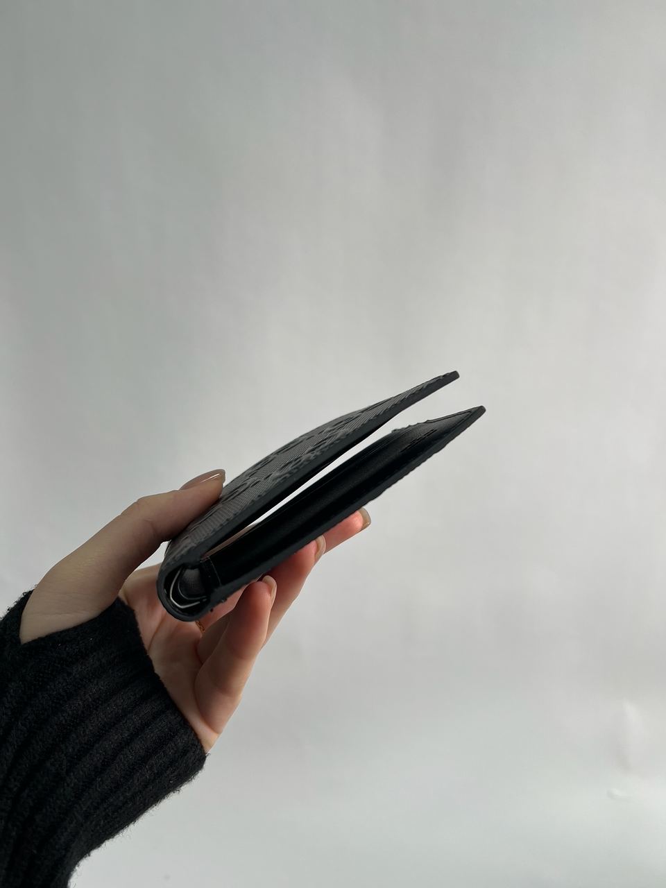 Gucci Black Signature Coin Wallet - 10