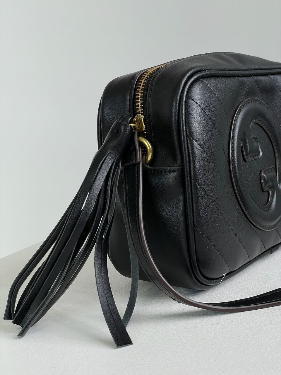 Gucci Blondie Medium Shoulder Bag Black - 14