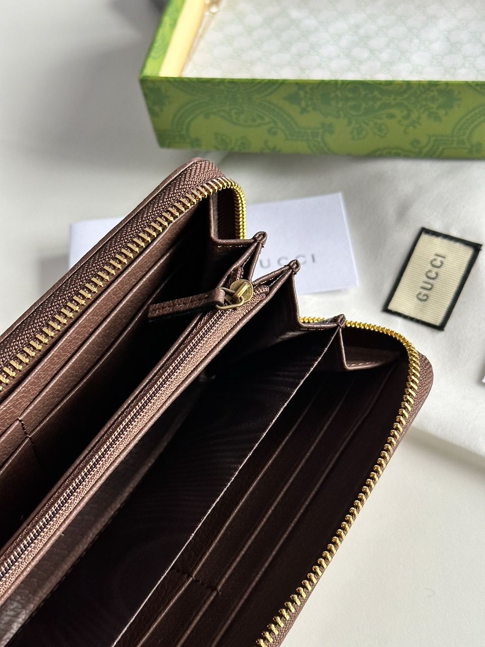 Gucci Diana Jumbo GG Wallet - 10