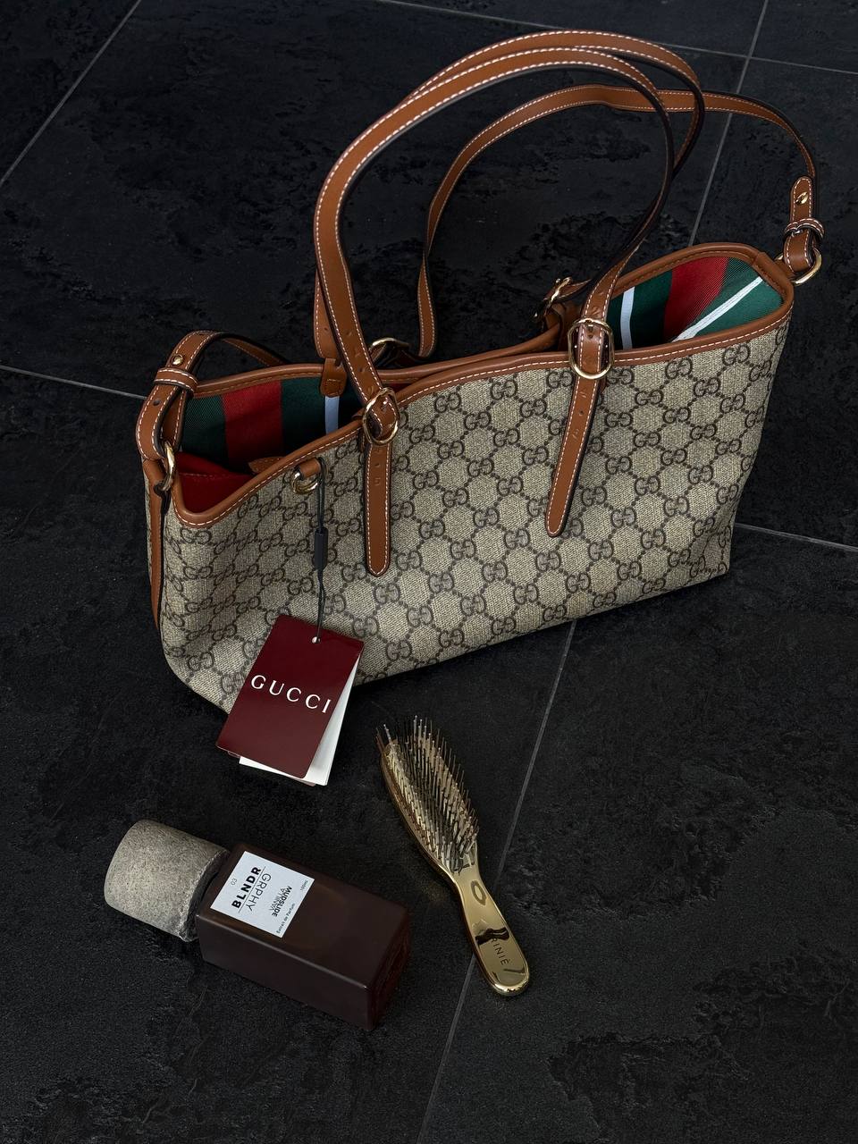 Gucci GG Emblem Medium Tote Bag - 7