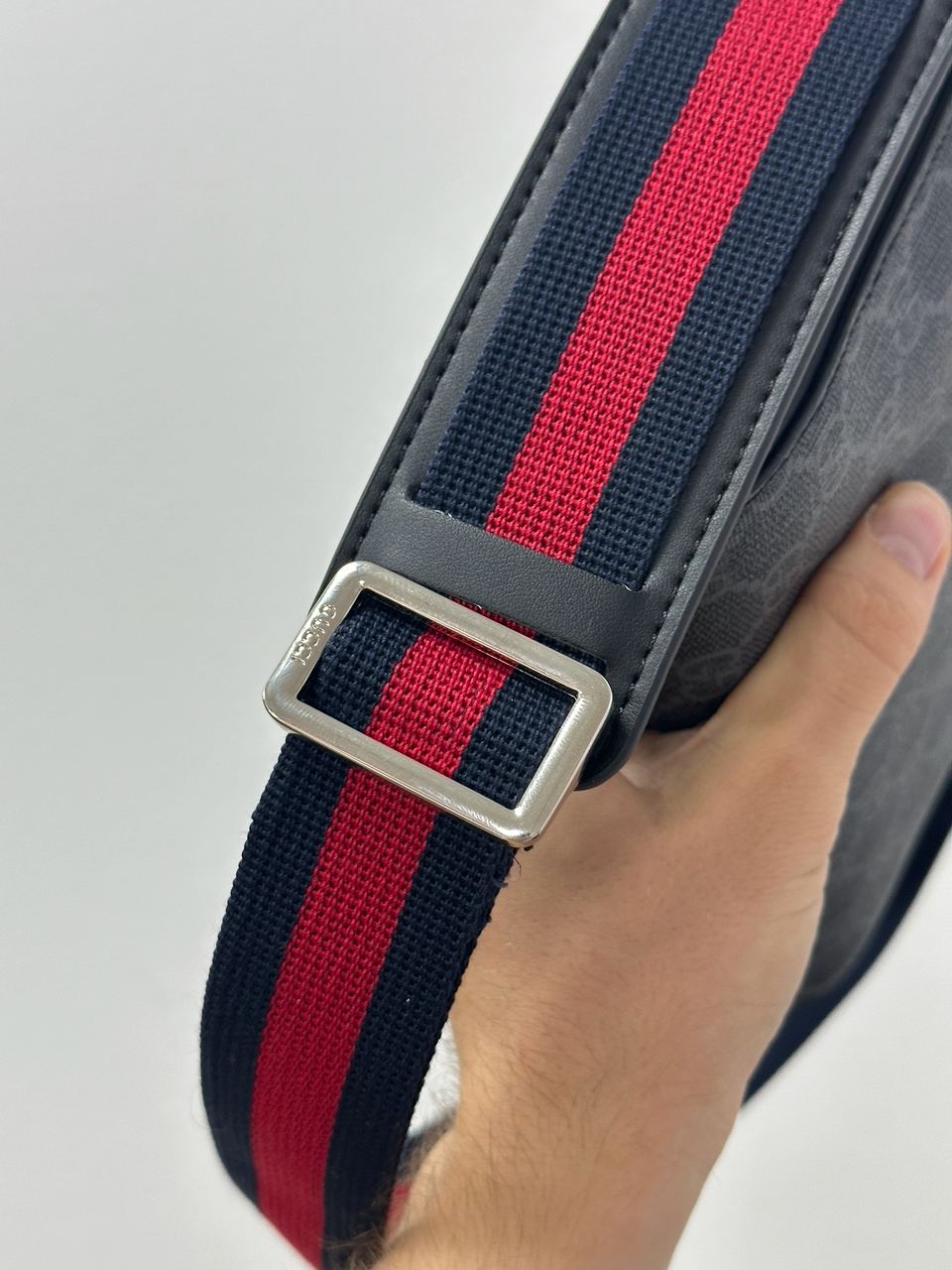 Gucci GG Supreme Shoulder Bag Grey - 10