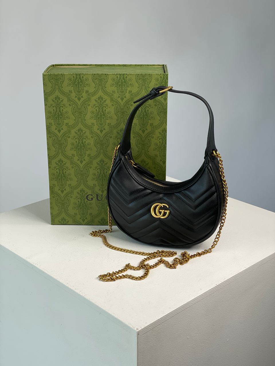 Gucci Half Moon Marmont Leather Shoulder Bag - 4