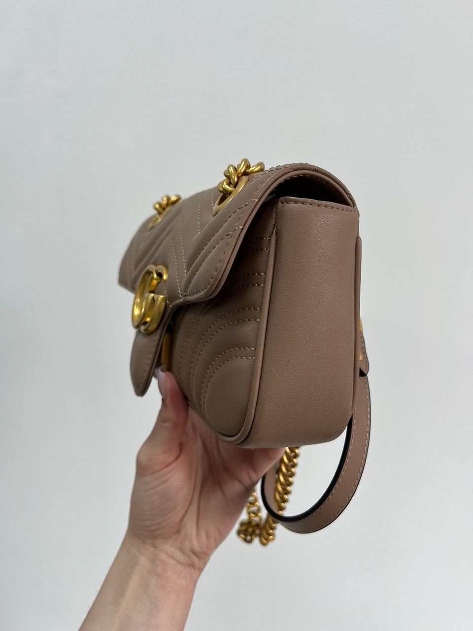 Gucci Marmont Mini Shoulder Bag Beige, Gold Hardware - 4