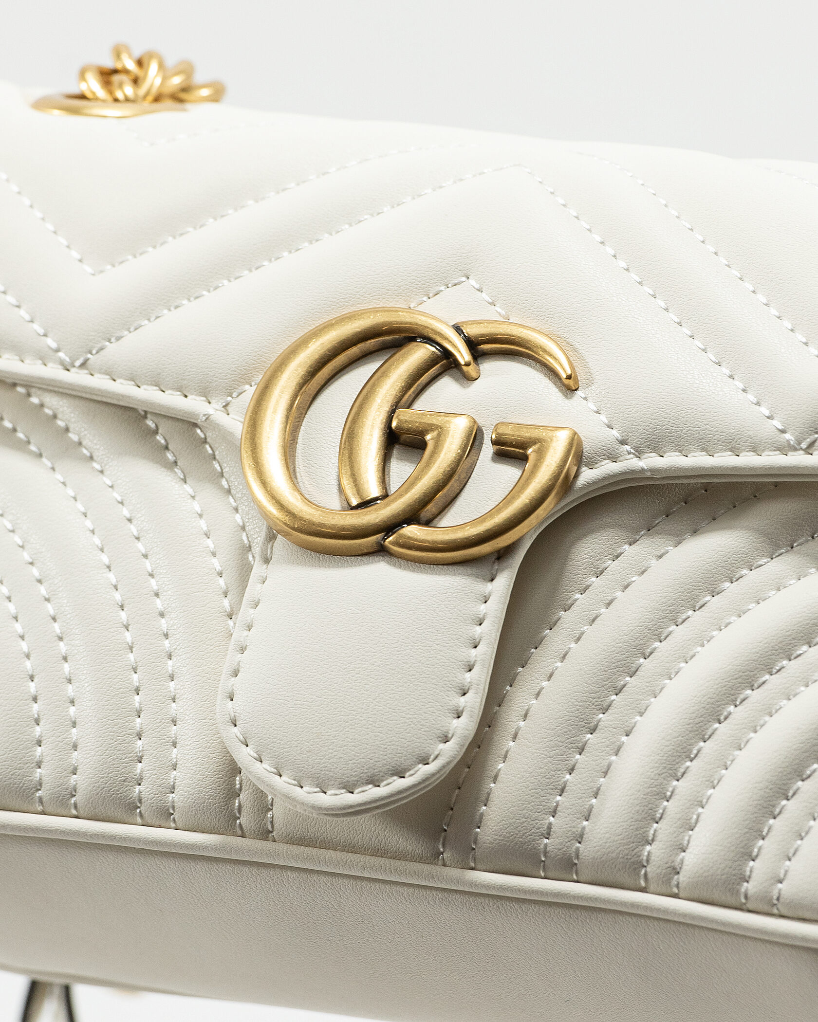 Gucci Marmont Mini Shoulder Bag White - 8