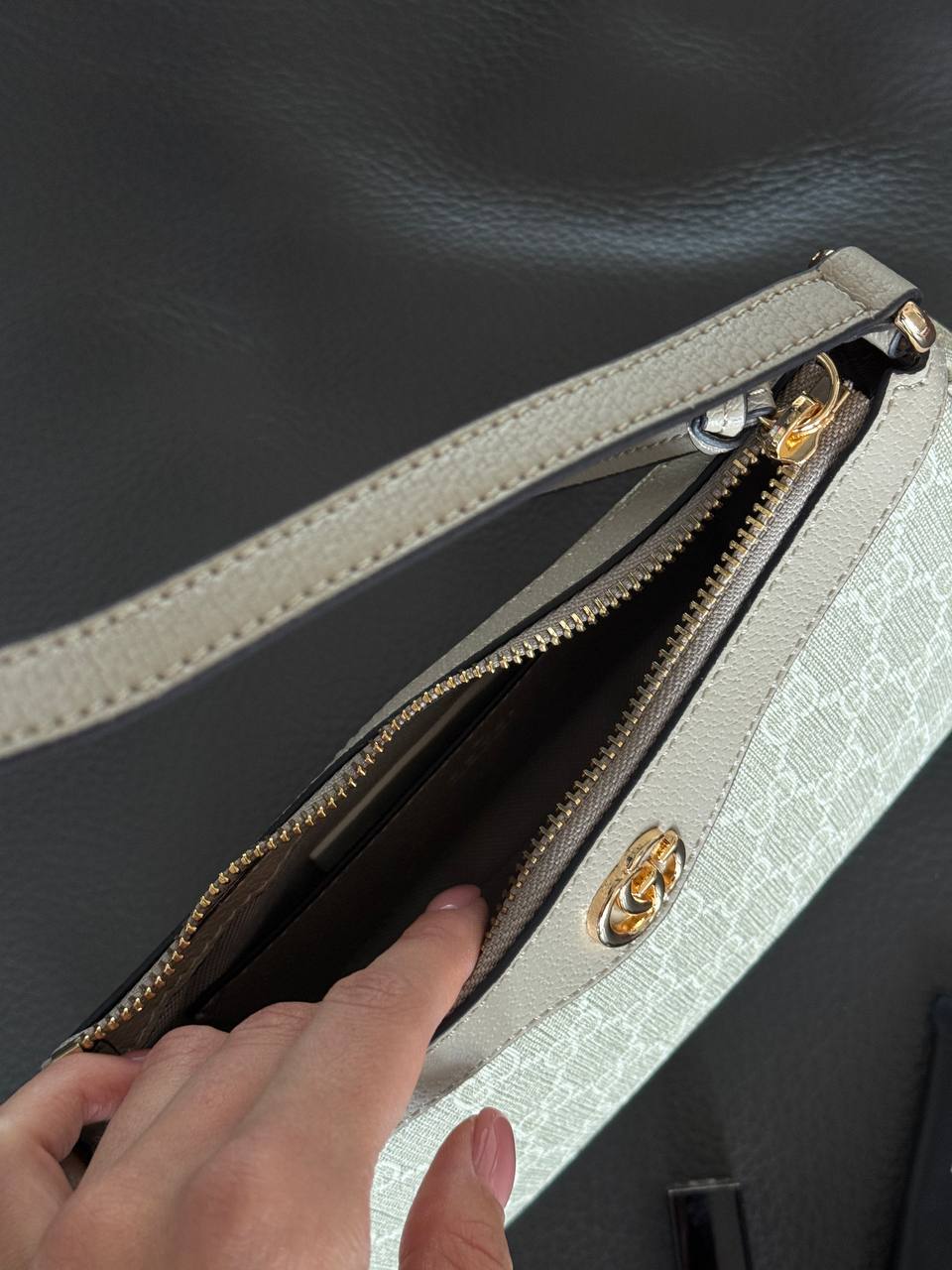 Gucci Ophidia Gg Medium Handbag Light - 10