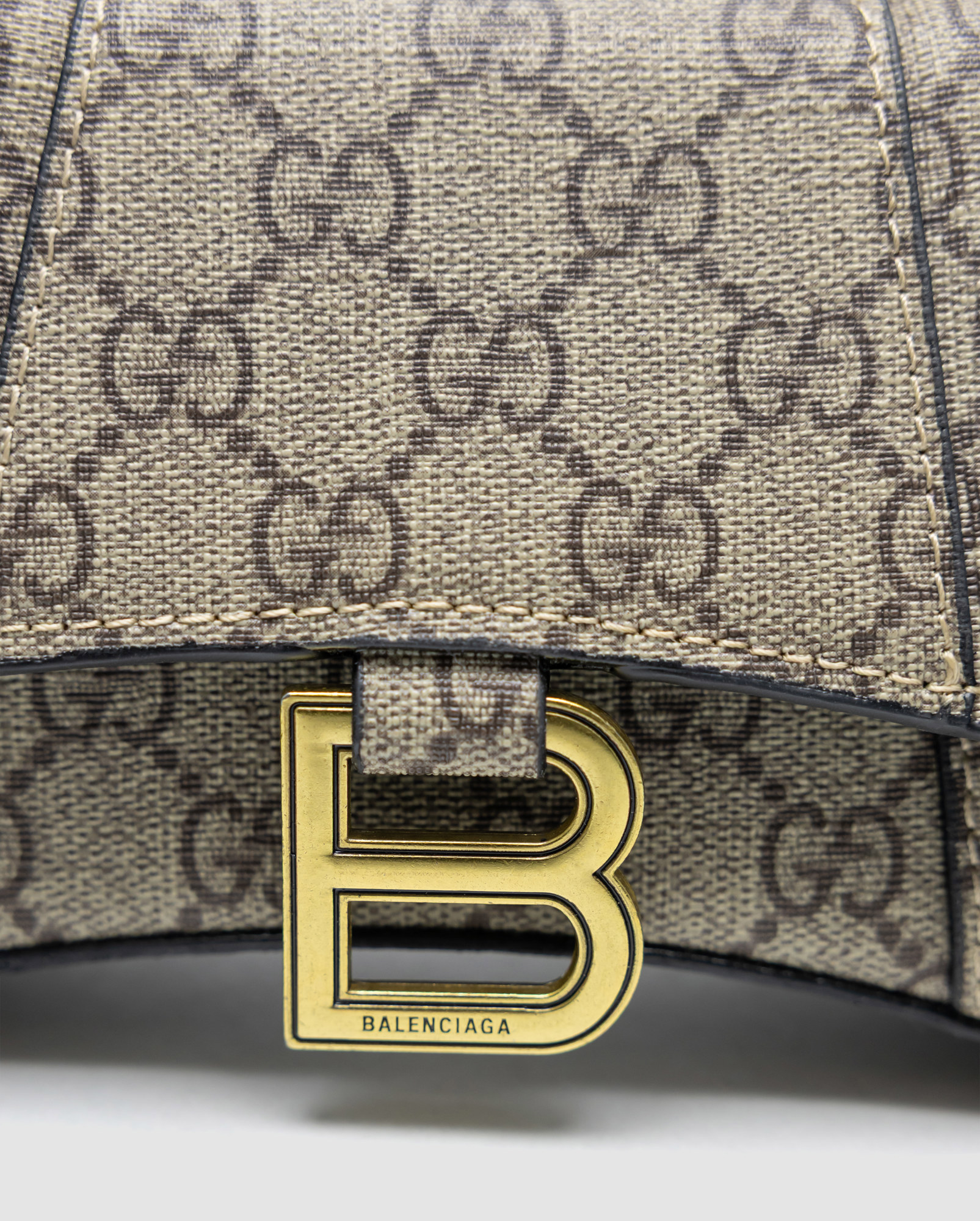Gucci X Balenciaga Mini Hourglass Hacker Aria Supreme - 6