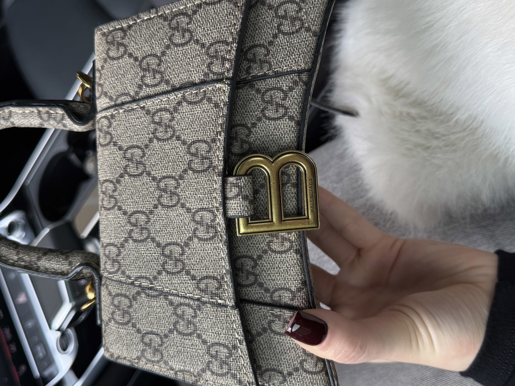 Gucci X Balenciaga Mini Hourglass Hacker Aria Supreme - 15