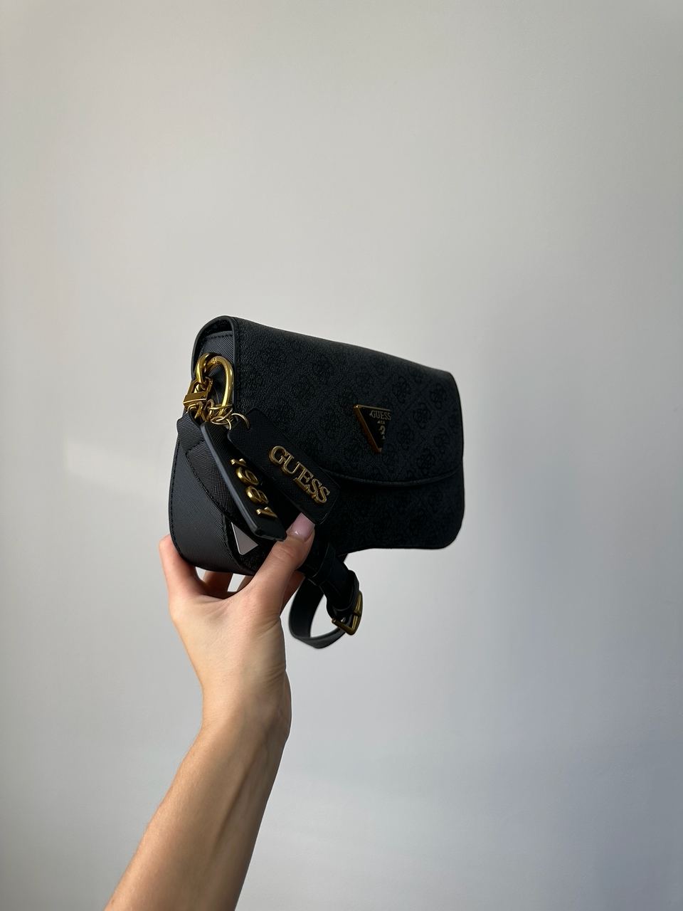 Guess Cordelia Shoulder Bag Blue Canvas - 4