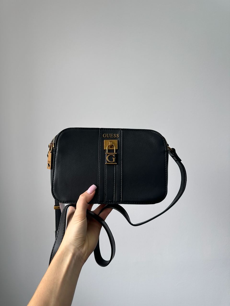 Guess Noelle Crossbody Camera Black/Gold - 2