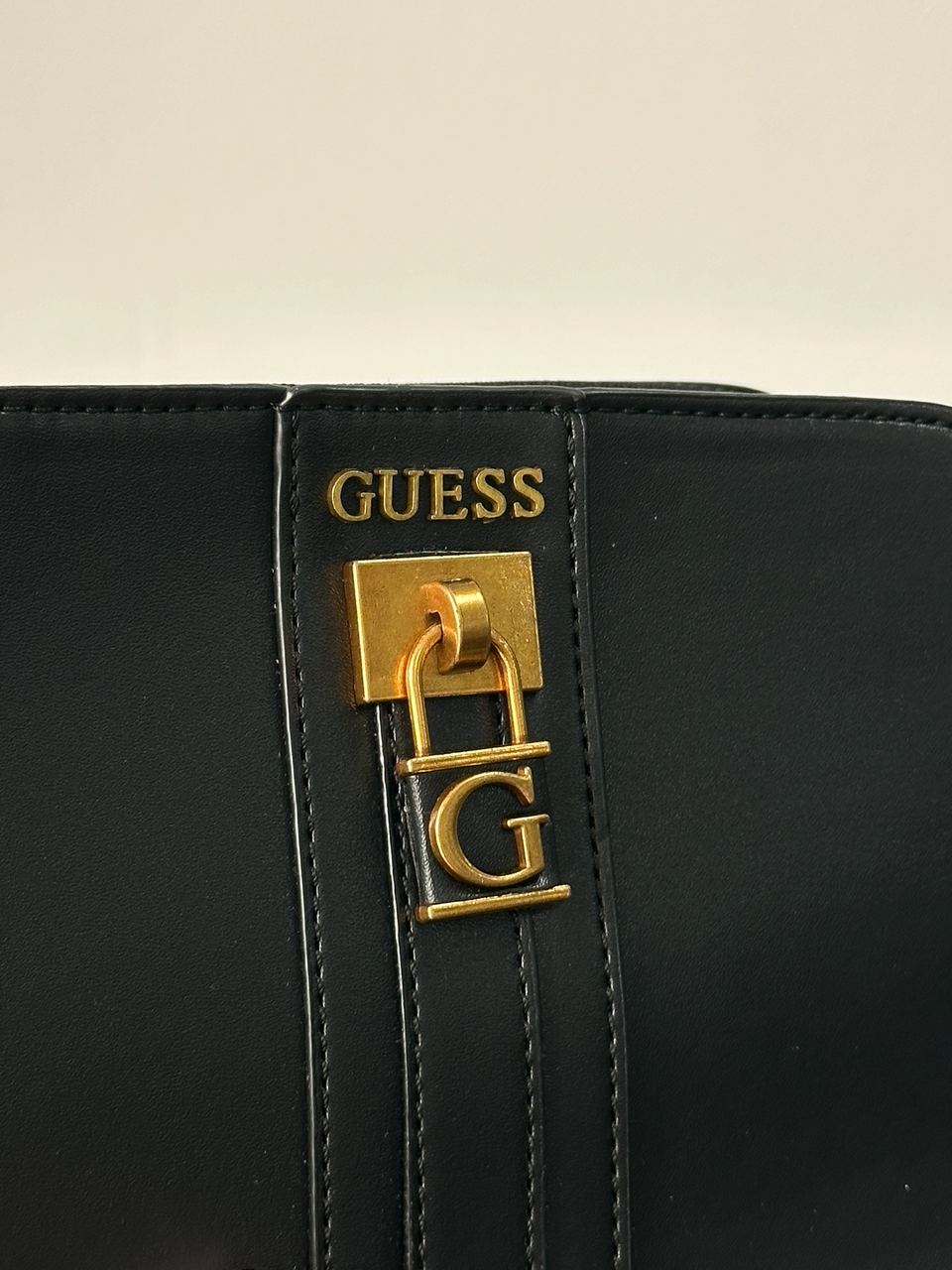 Guess Noelle Crossbody Camera Black/Gold - 3