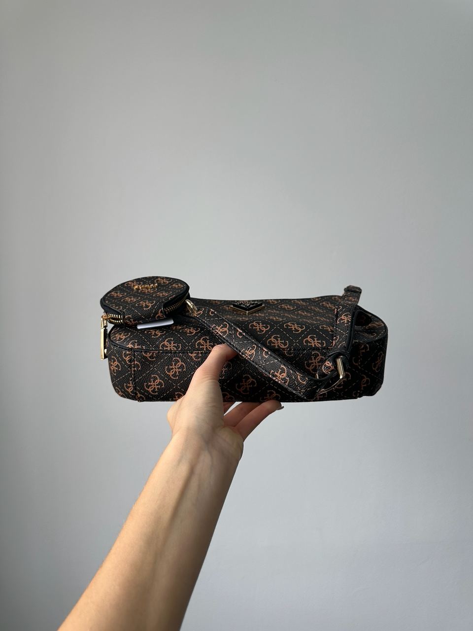 Guess Noelle Quattro G Shoulder Bag Brown - 6