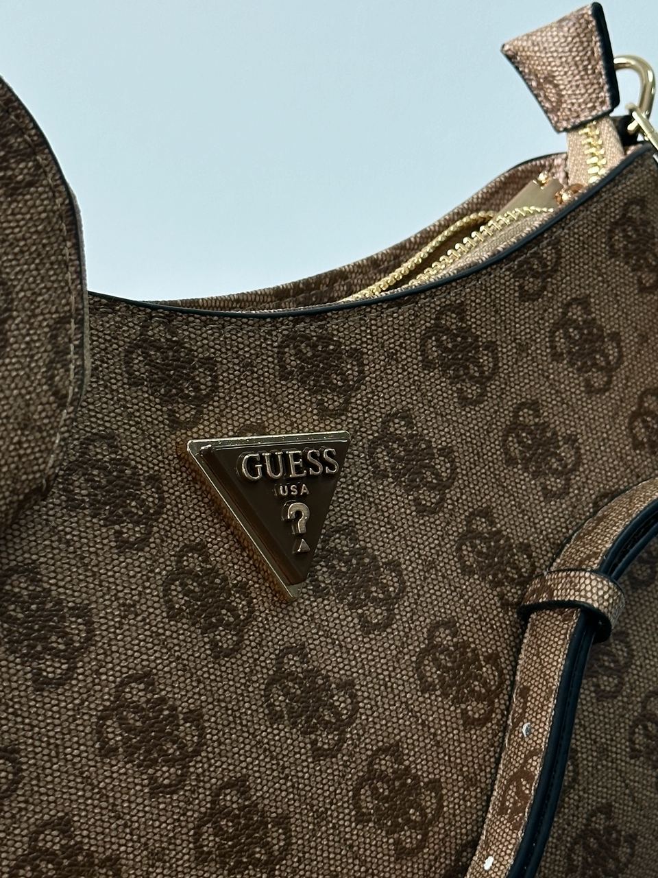Guess Noelle Quattro G Shoulder Bag - 3