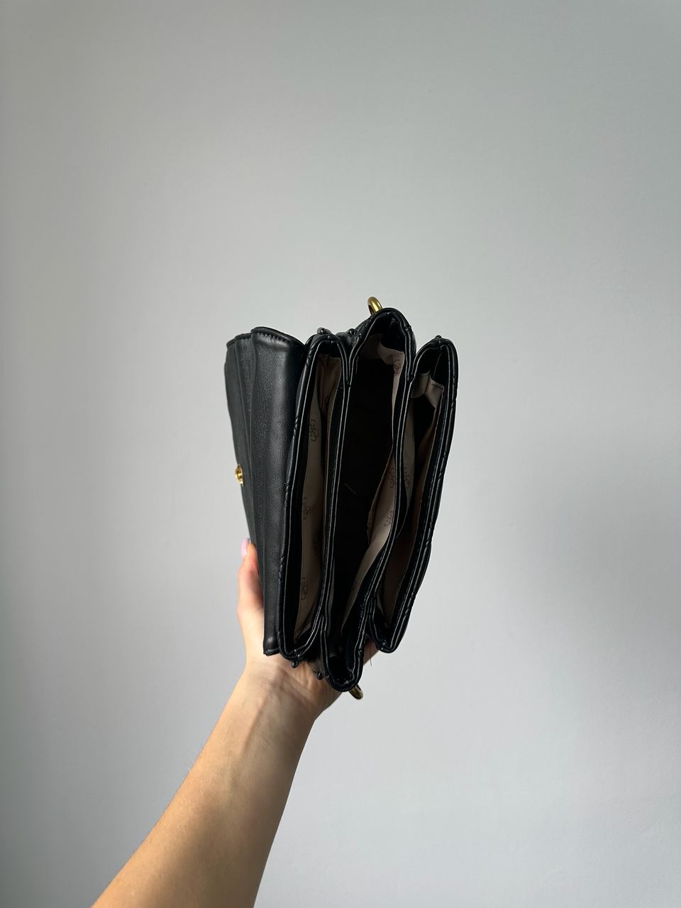 Guess Triana Flap Shoulder Bag Black - 8