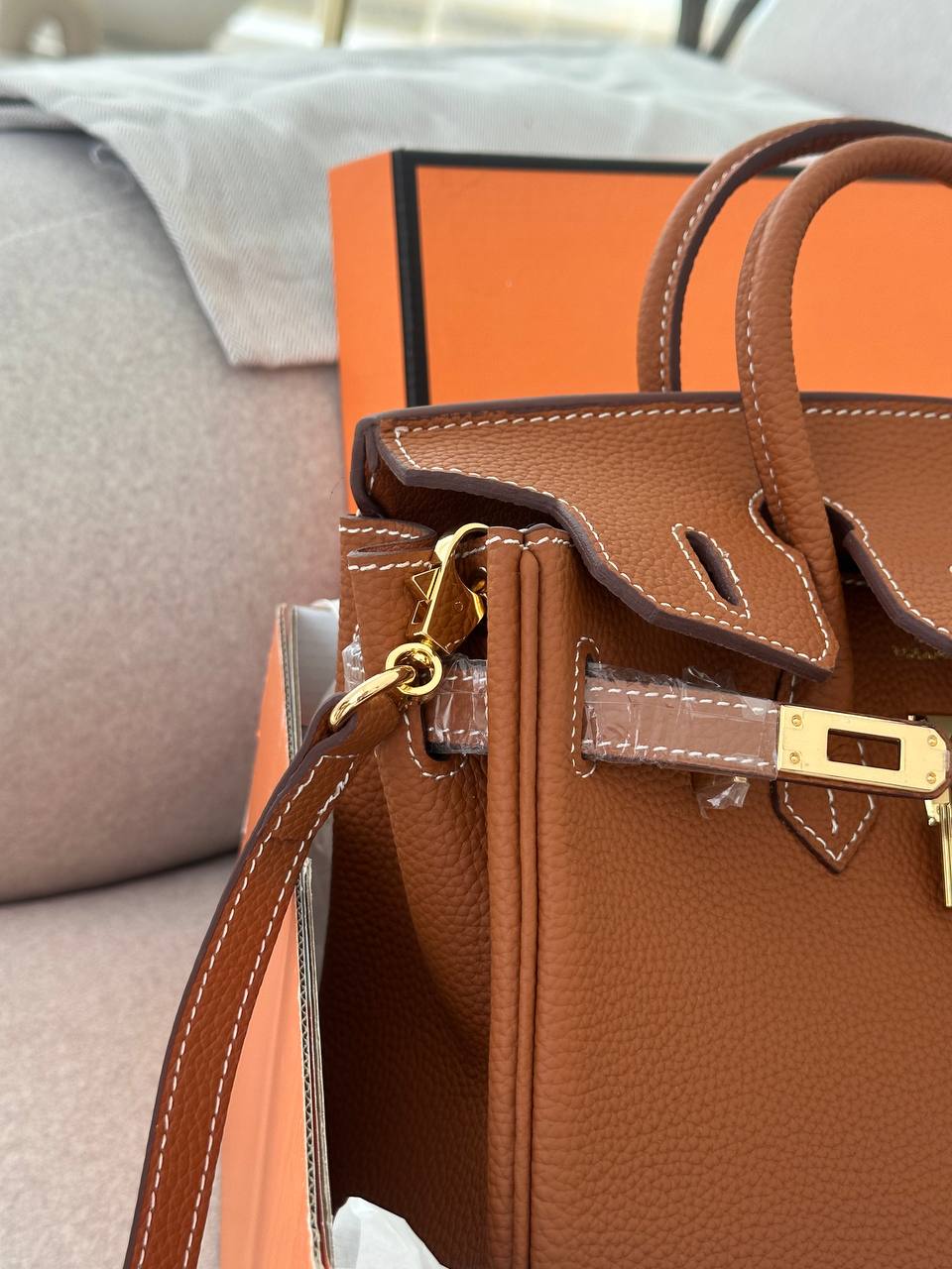 Hermès Birkin 25 Bag in Gold Togo Leather - 13