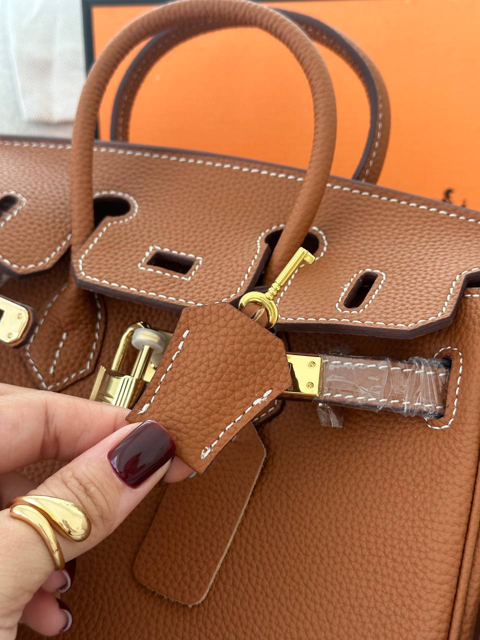 Hermès Birkin 25 Bag in Gold Togo Leather - 14
