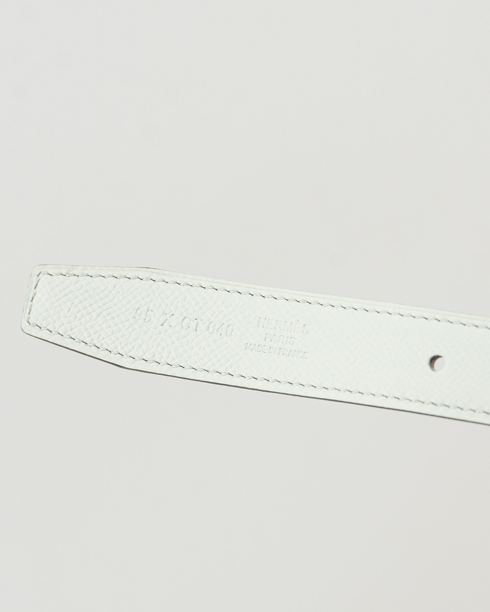 Hermès H Reversible Belt in Brown/White Leather with Gold Buckle - 6