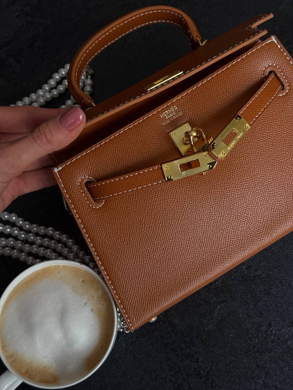 Hermès Kelly 20 Mini Bag in Gold Epsom Leather - 8