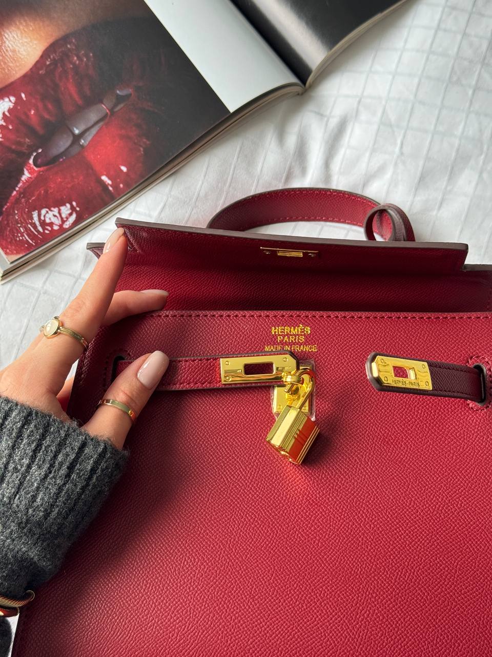 Hermès Kelly 25 Sellier Epsom Leather Bag in Rouge H (Bordeaux/Burgundy) - 18