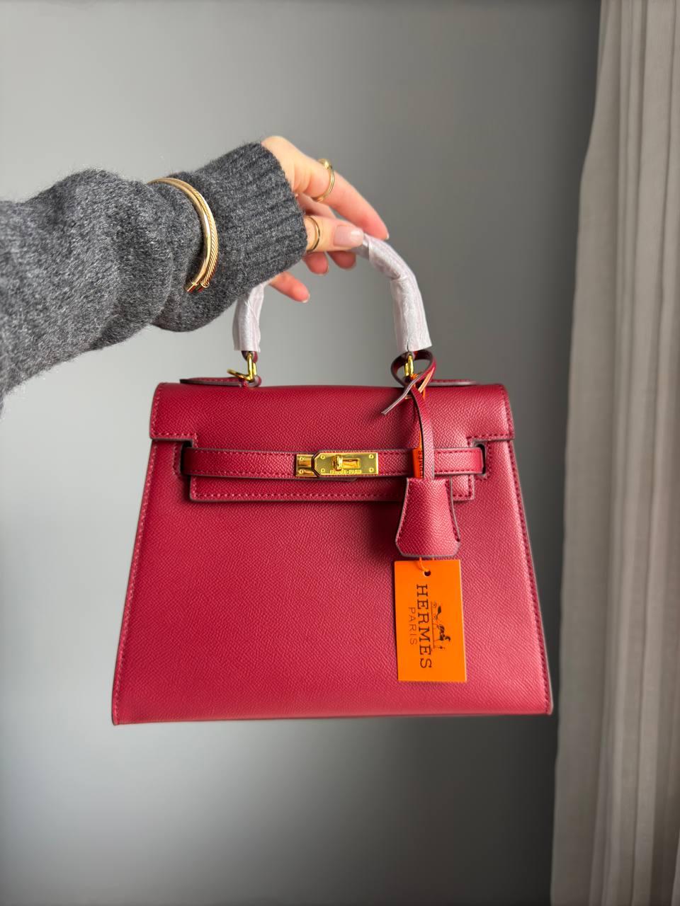 Hermès Kelly 25 Sellier Epsom Leather Bag in Rouge H (Bordeaux/Burgundy) - 6