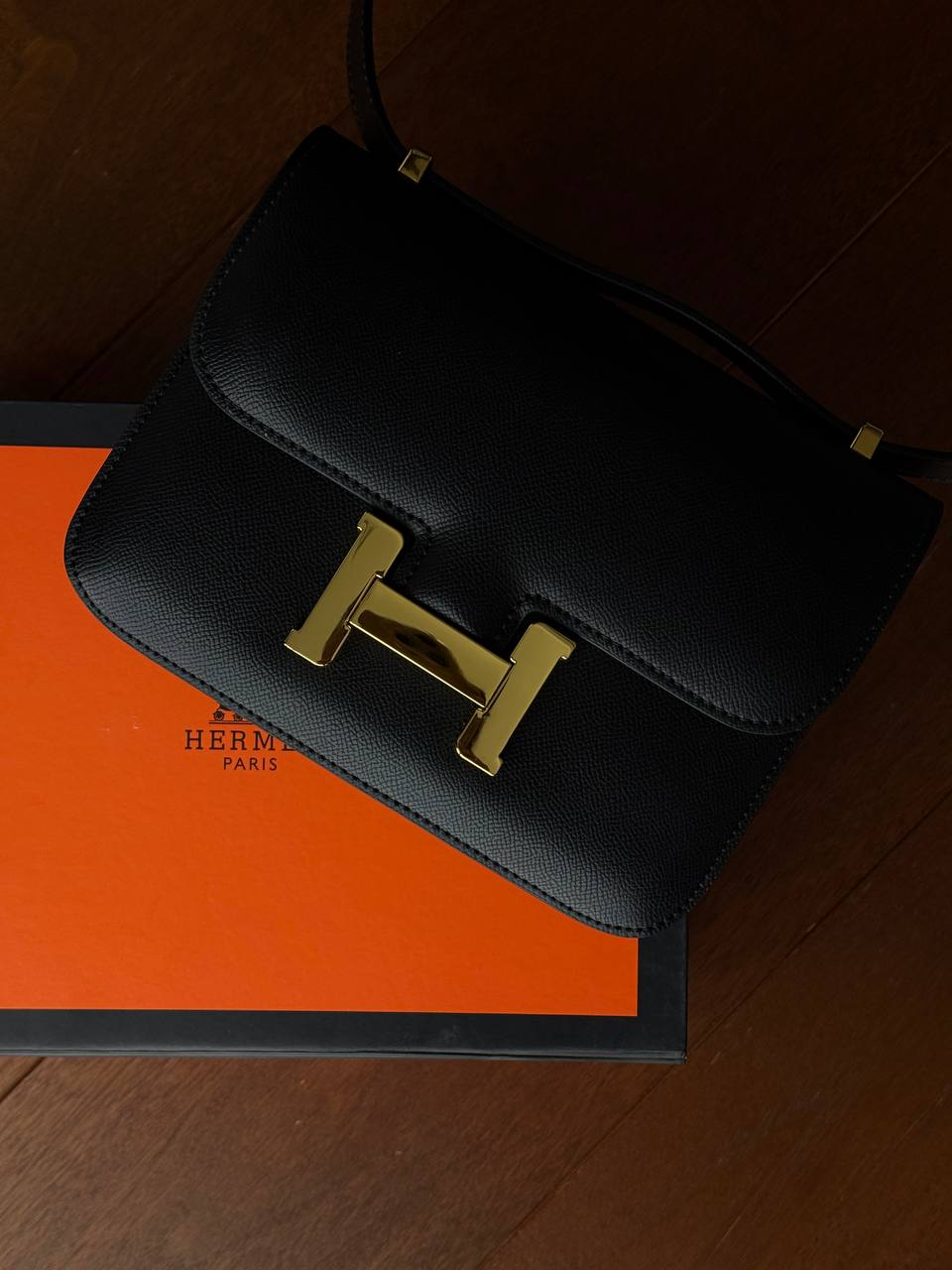 Hermes Constance 23 Epsom Calf Black/Gold - 2