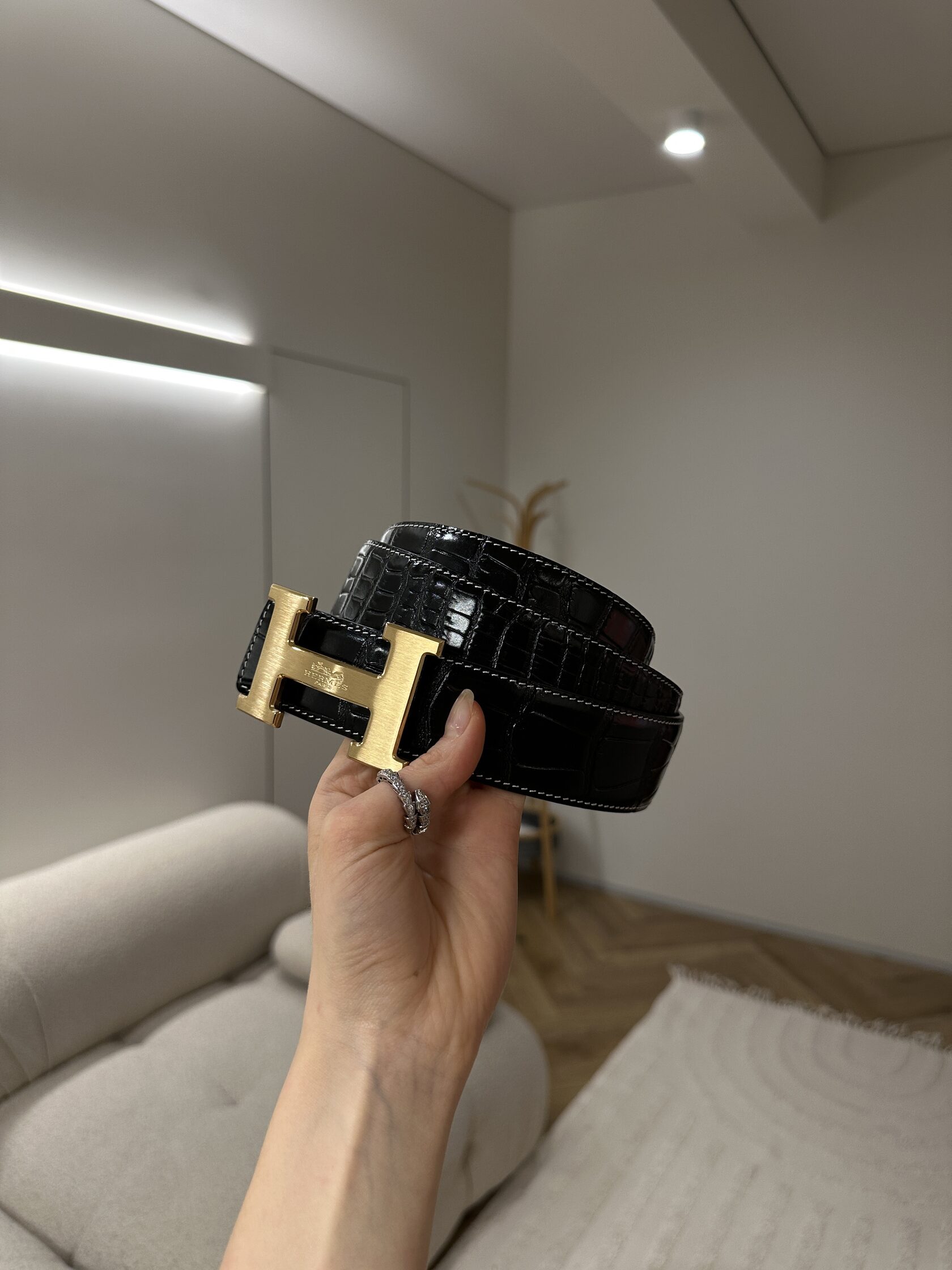 Hermes Constance Belt in Porosus Crocodile Black/Gold - 7