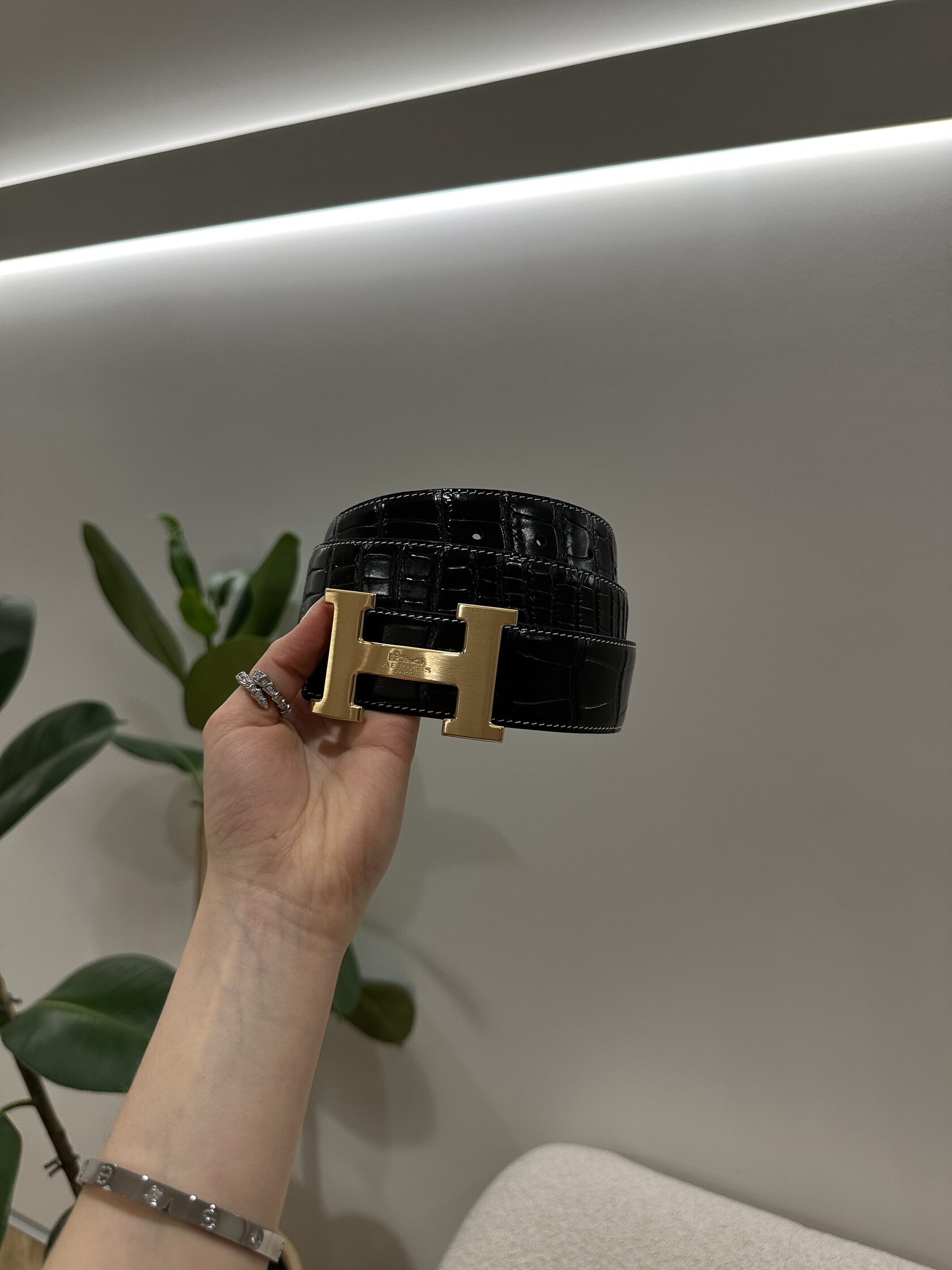 Hermes Constance Belt in Porosus Crocodile Black/Gold - 8