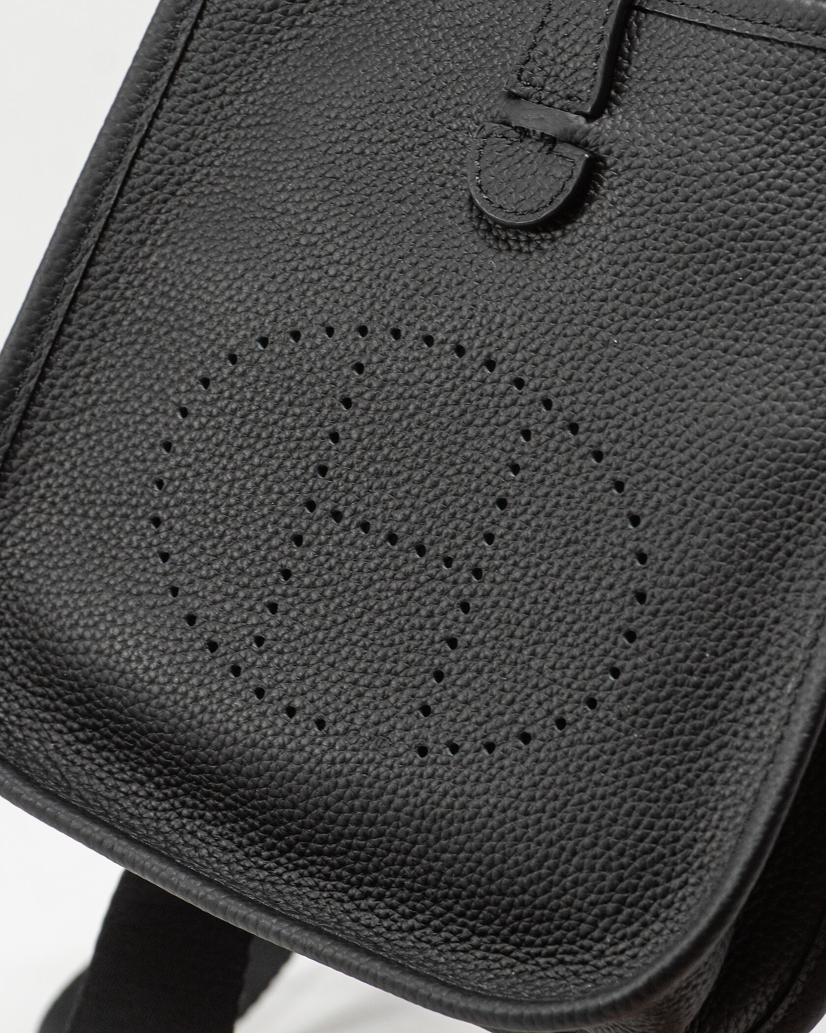 Hermes Evelyne 18 Black - 5