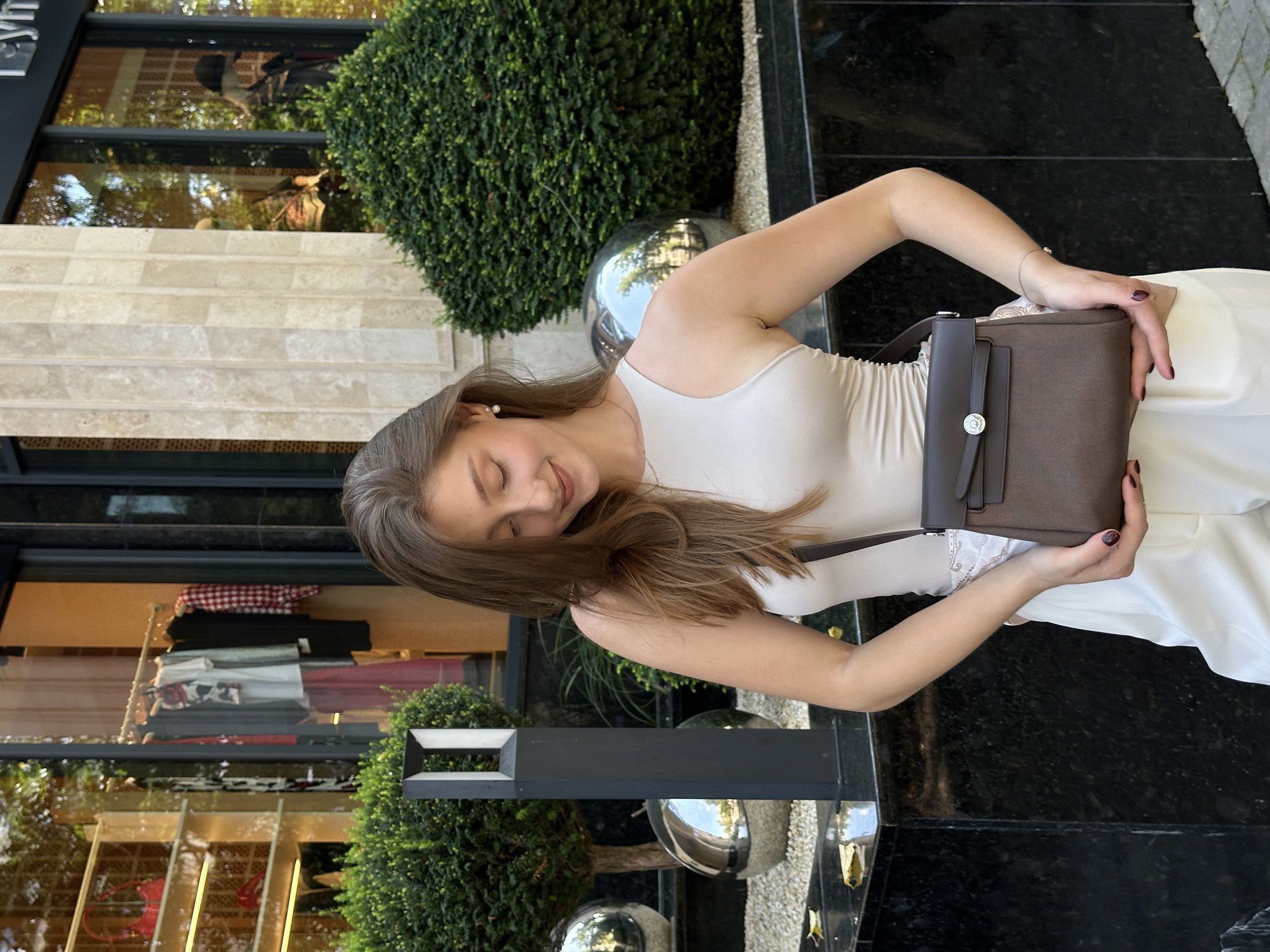 Hermes Herbag Zip 20 Bag Chocolate - 13