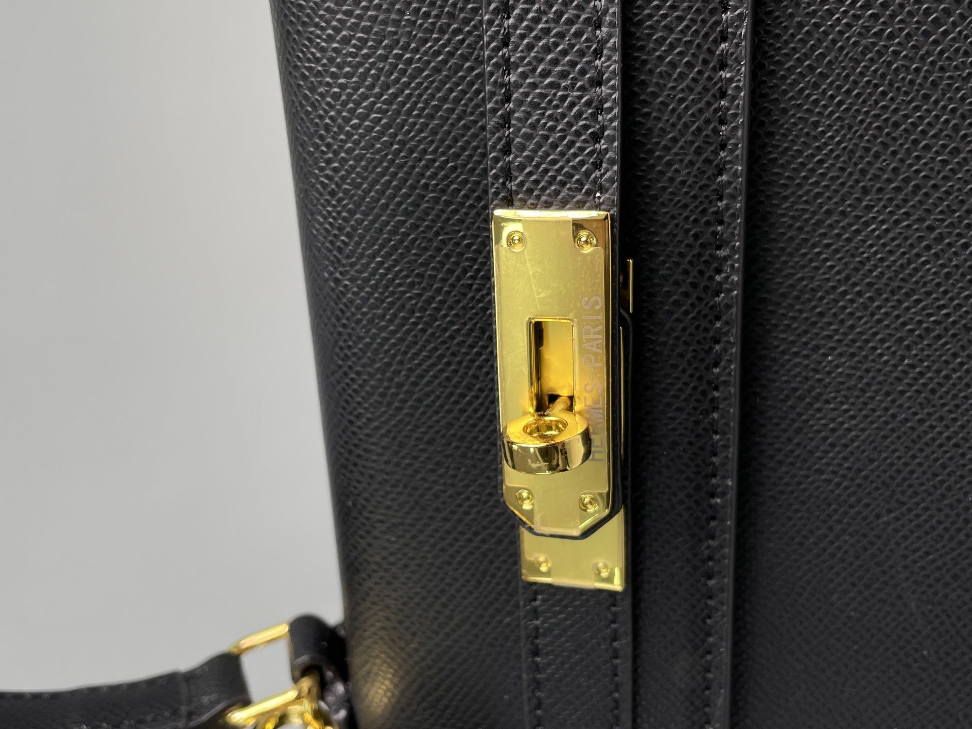 Hermes Kelly 25 Black/Gold - 6