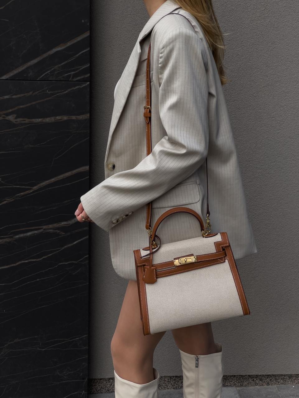 Hermes Kelly Handbag Ecru Toile and Gold Courchevel with Gold Hardware - 21