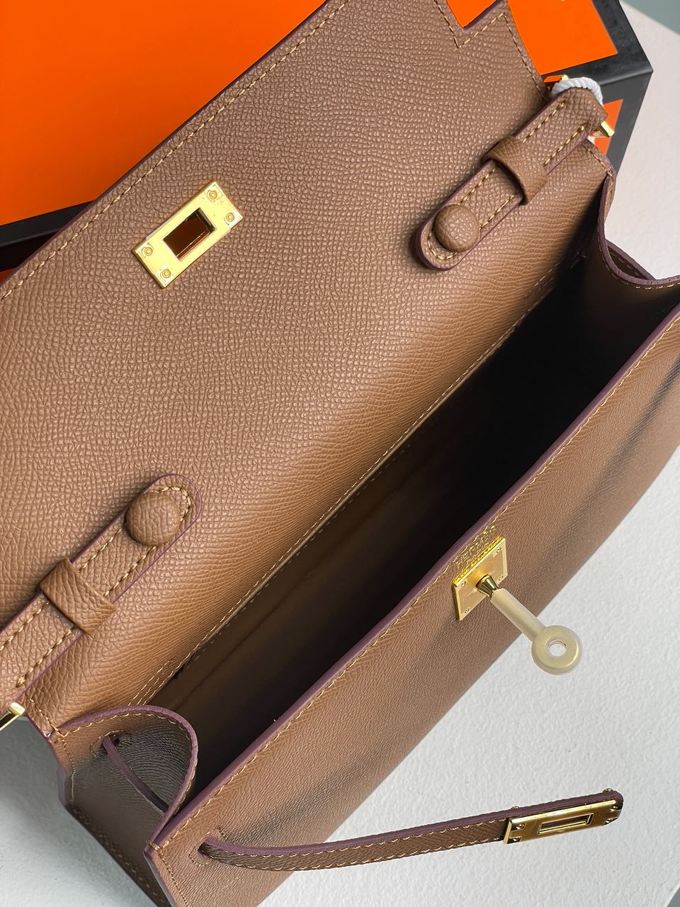 Hermes Kelly Pochette Brown/Gold - 16