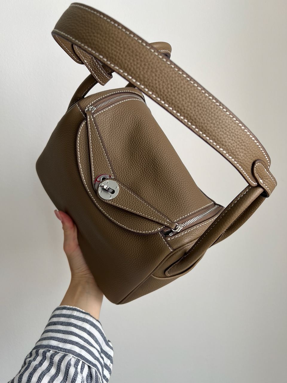 Hermes Lindy 26 Bag - 3