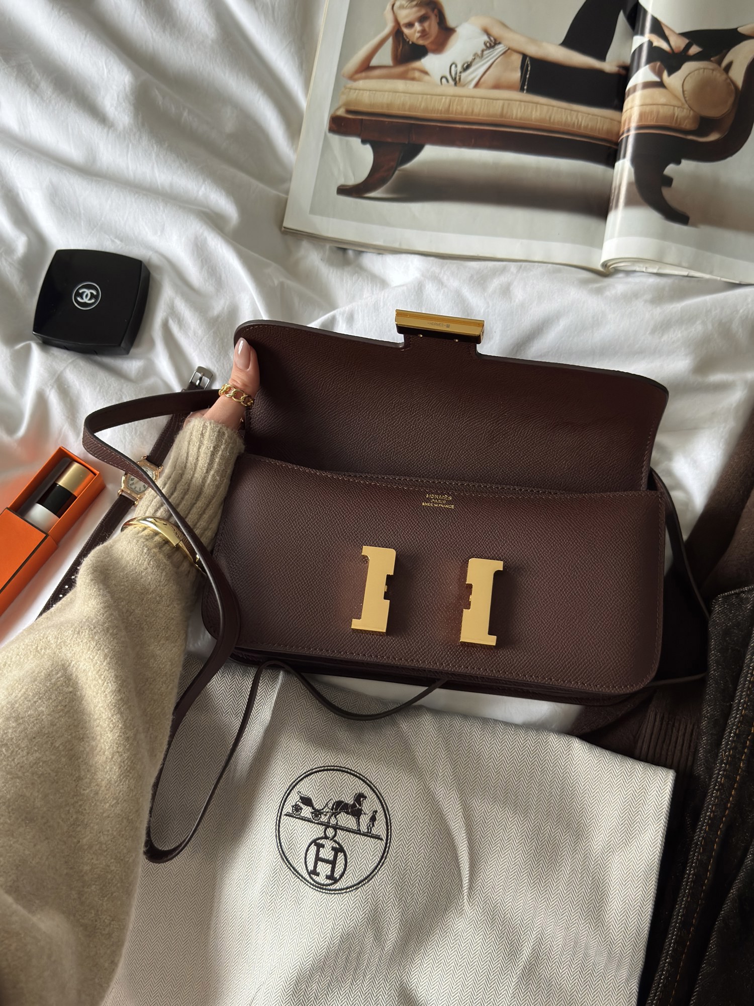 Hermès Constance 26 Chocolate/Gold - 2
