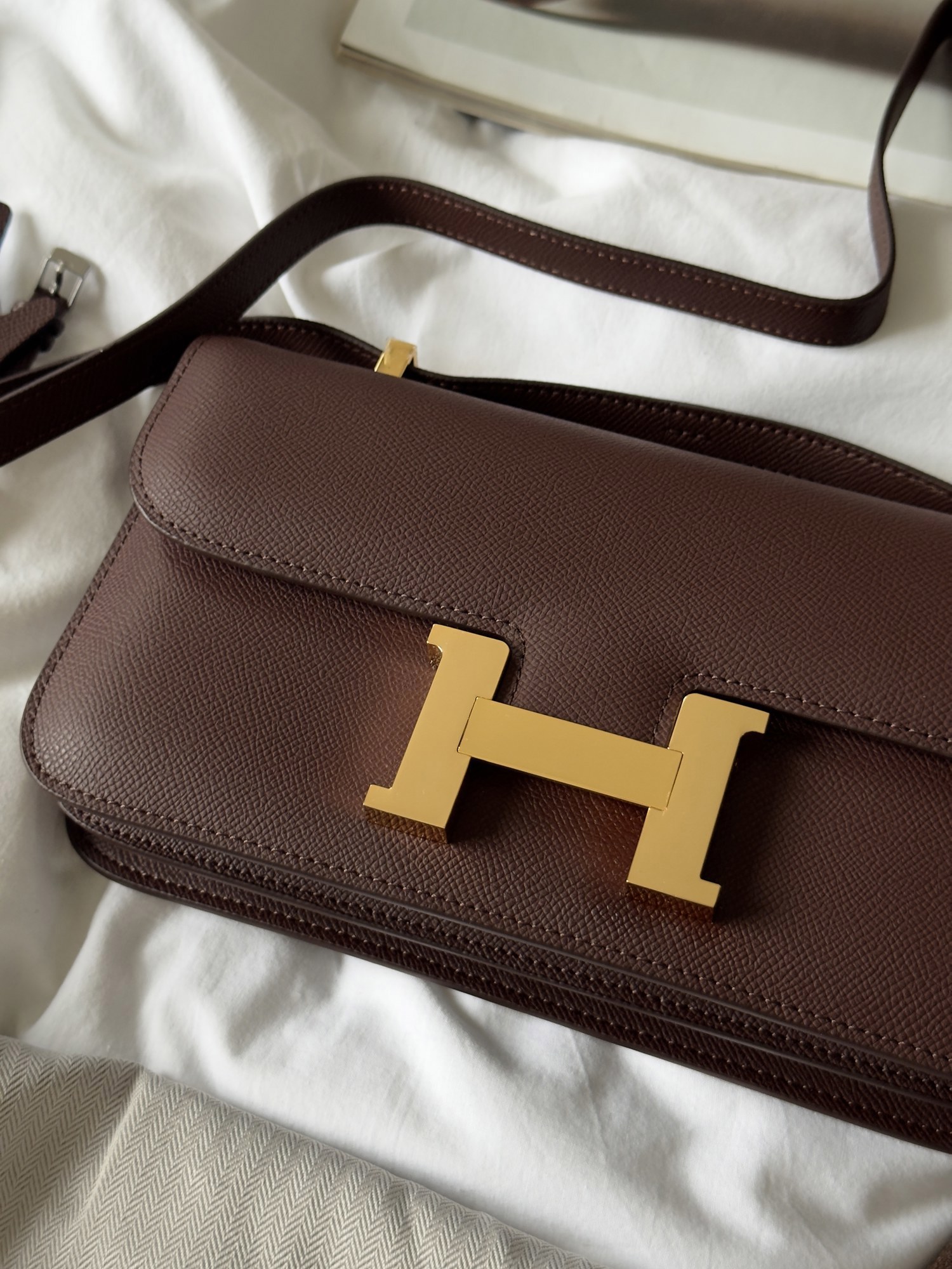 Hermès Constance 26 Chocolate/Gold - 14