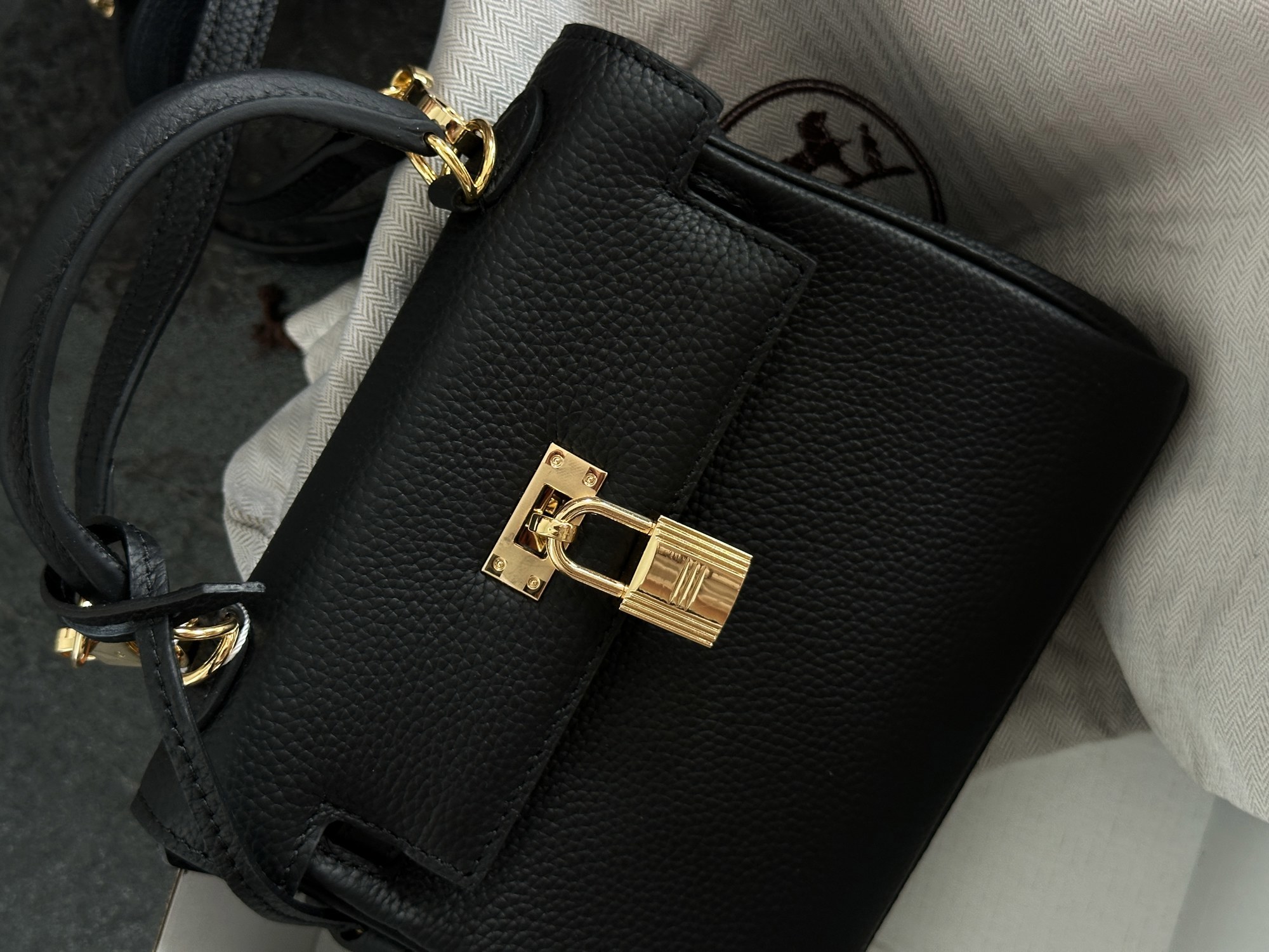 Hermès Kelly 20 Black - 5