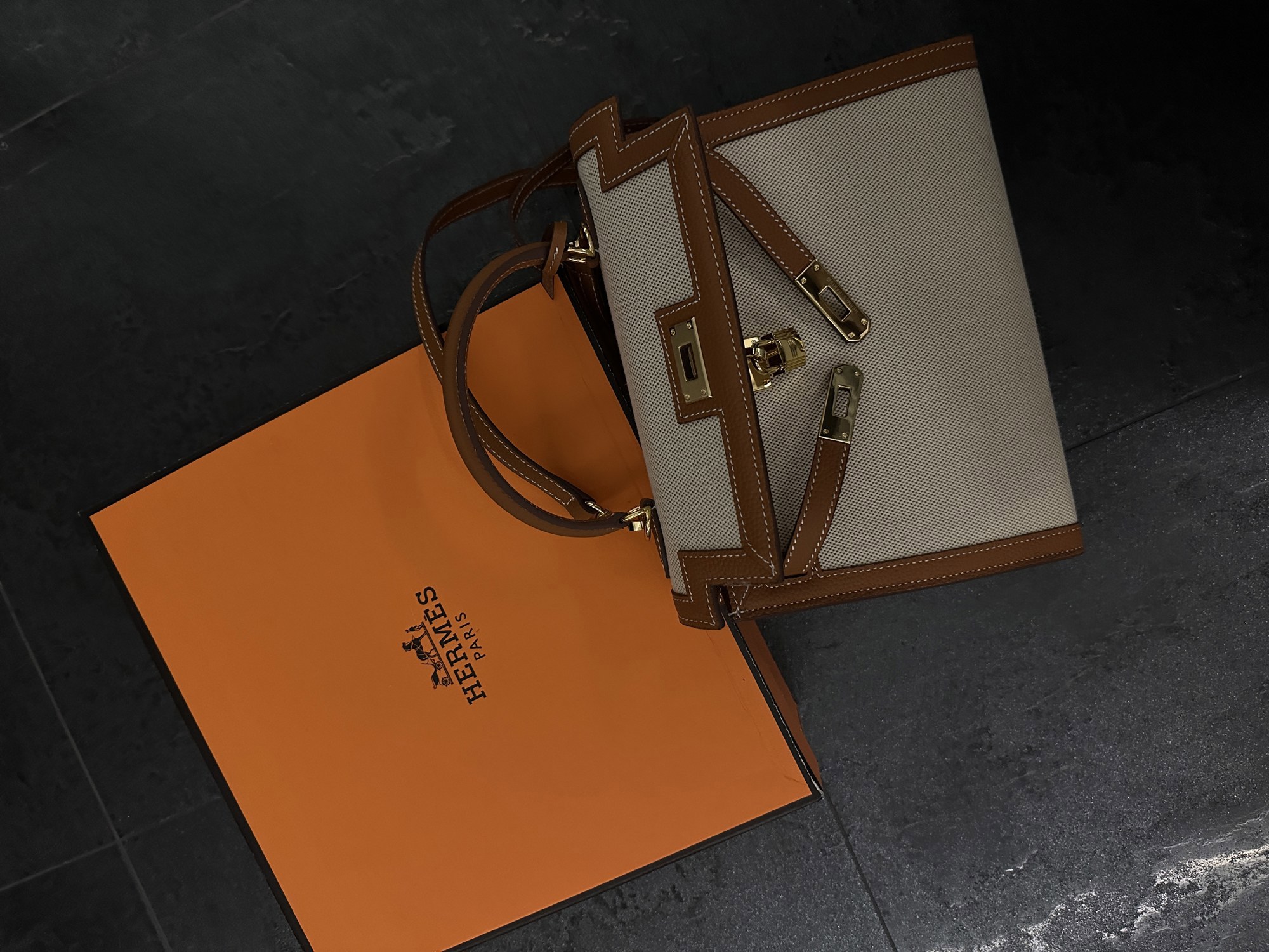 Hermès Kelly 30 Brown/Canvas - 14
