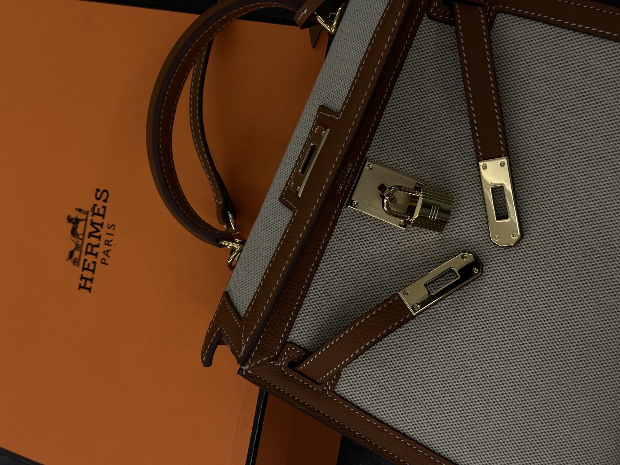 Hermès Kelly 30 Brown/Canvas - 11