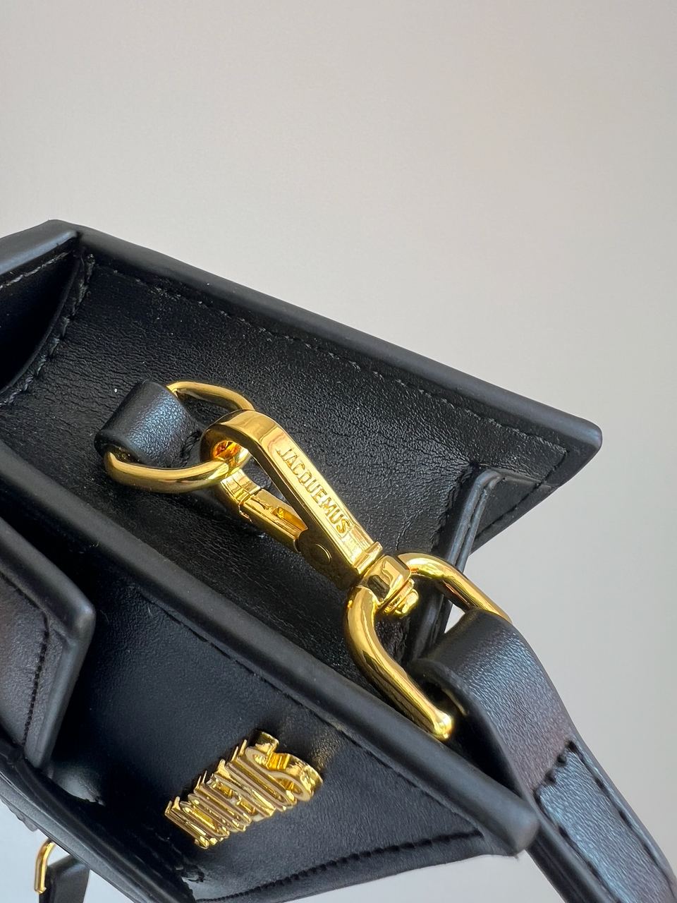 Jacquemus Le Bambino Small Handbag With Adjustable Crossbody Black - 9