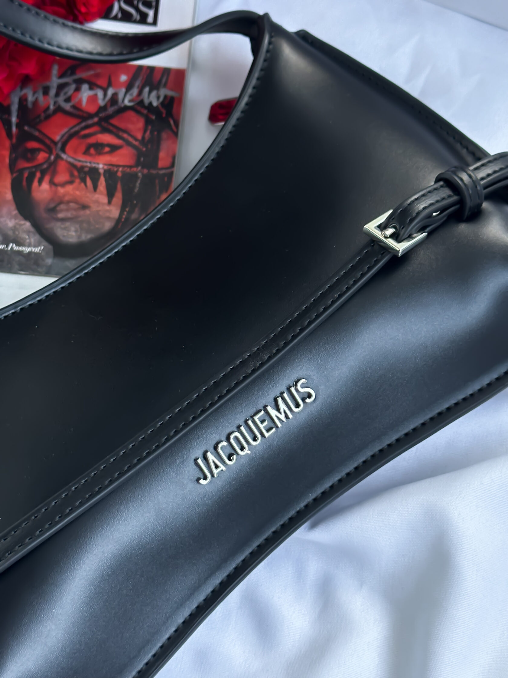 Jacquemus Le Bisou Ceinture Leather Shoulder Bag in Black - 6