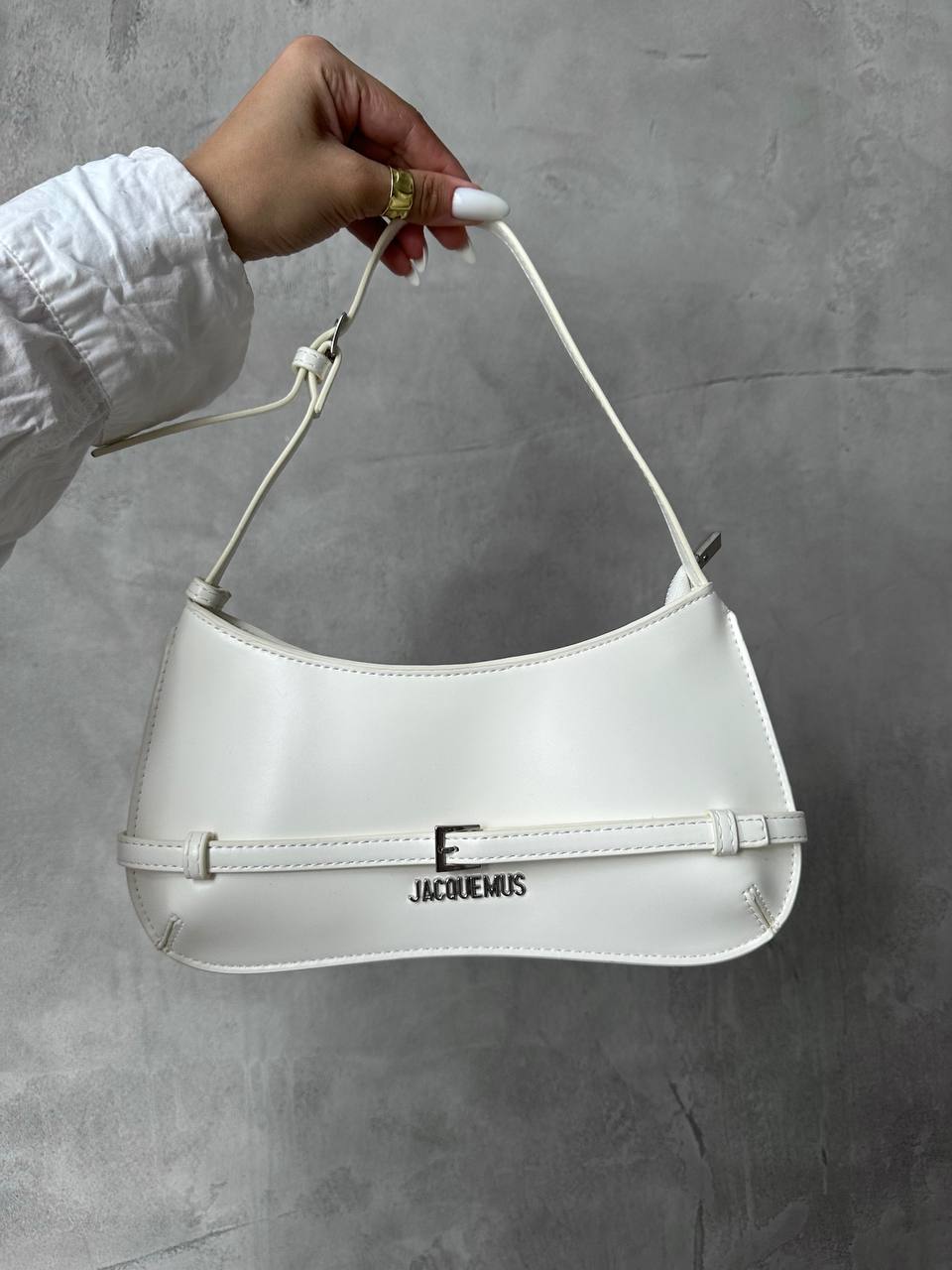 Jacquemus Le Bisou Ceinture Leather Shoulder Bag in White - 2