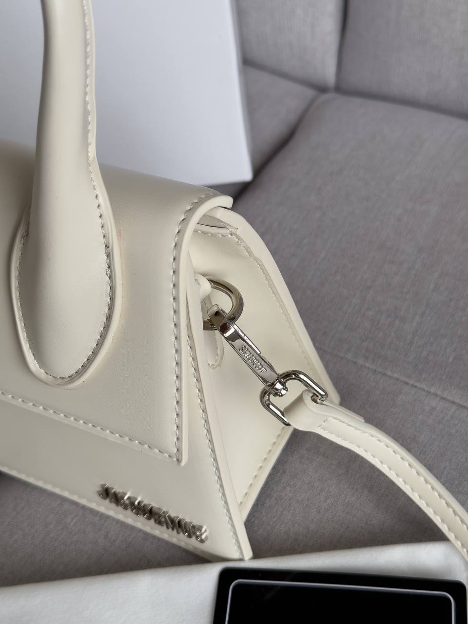 Jacquemus Le Chiquito Moyen Boucle Whte - 14