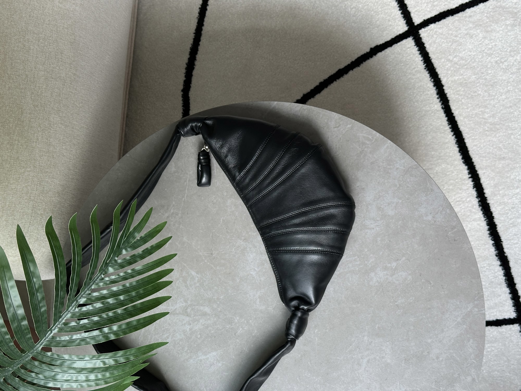 Lemaire Small Croissant Bag Black - 8